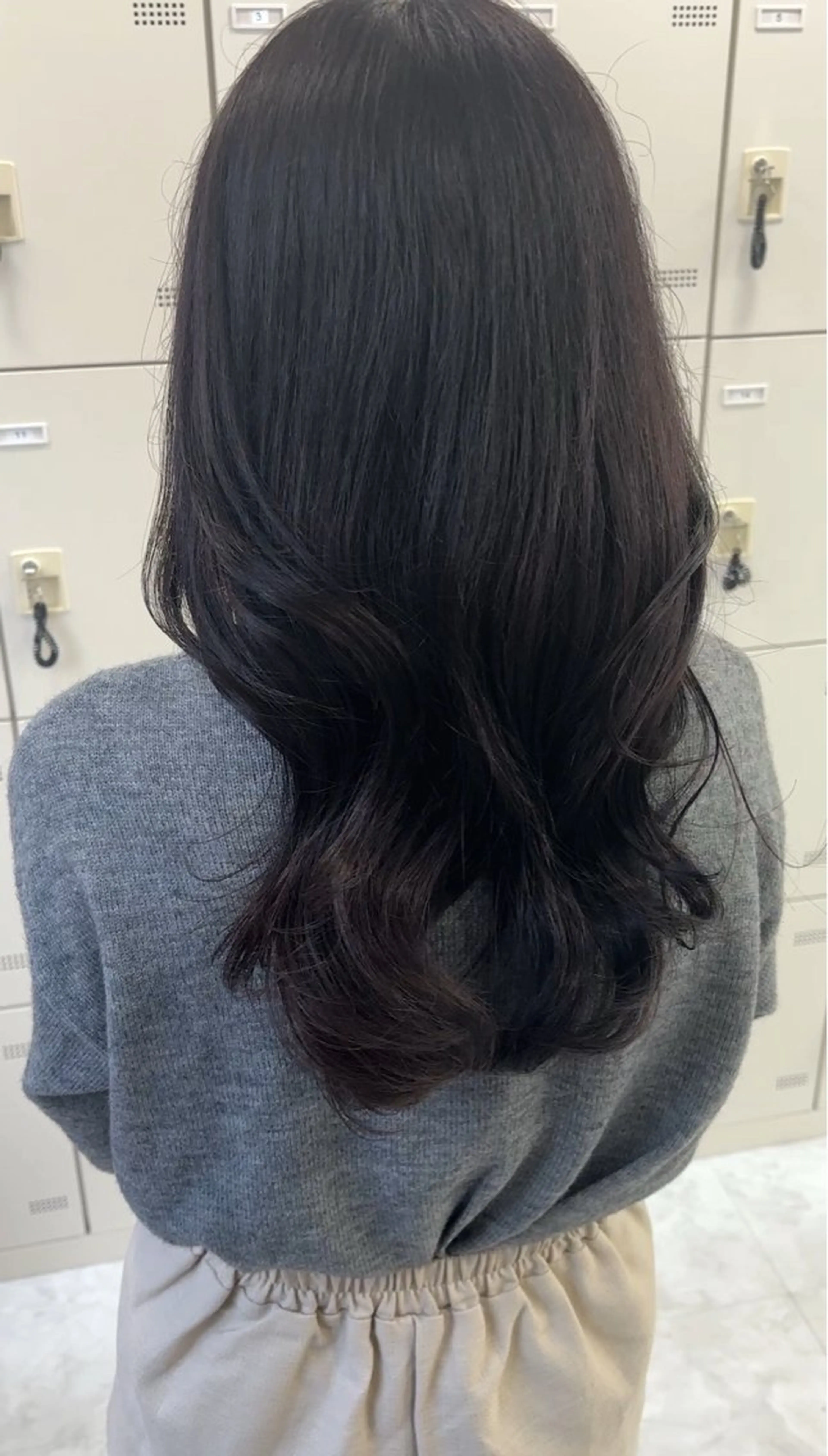 ロング カット ヘアカラー トリートメント ヘッドスパ ヘアセット 韓国ヘア/ブリーチ無 しWカラー/オリーブのヘアスタイル