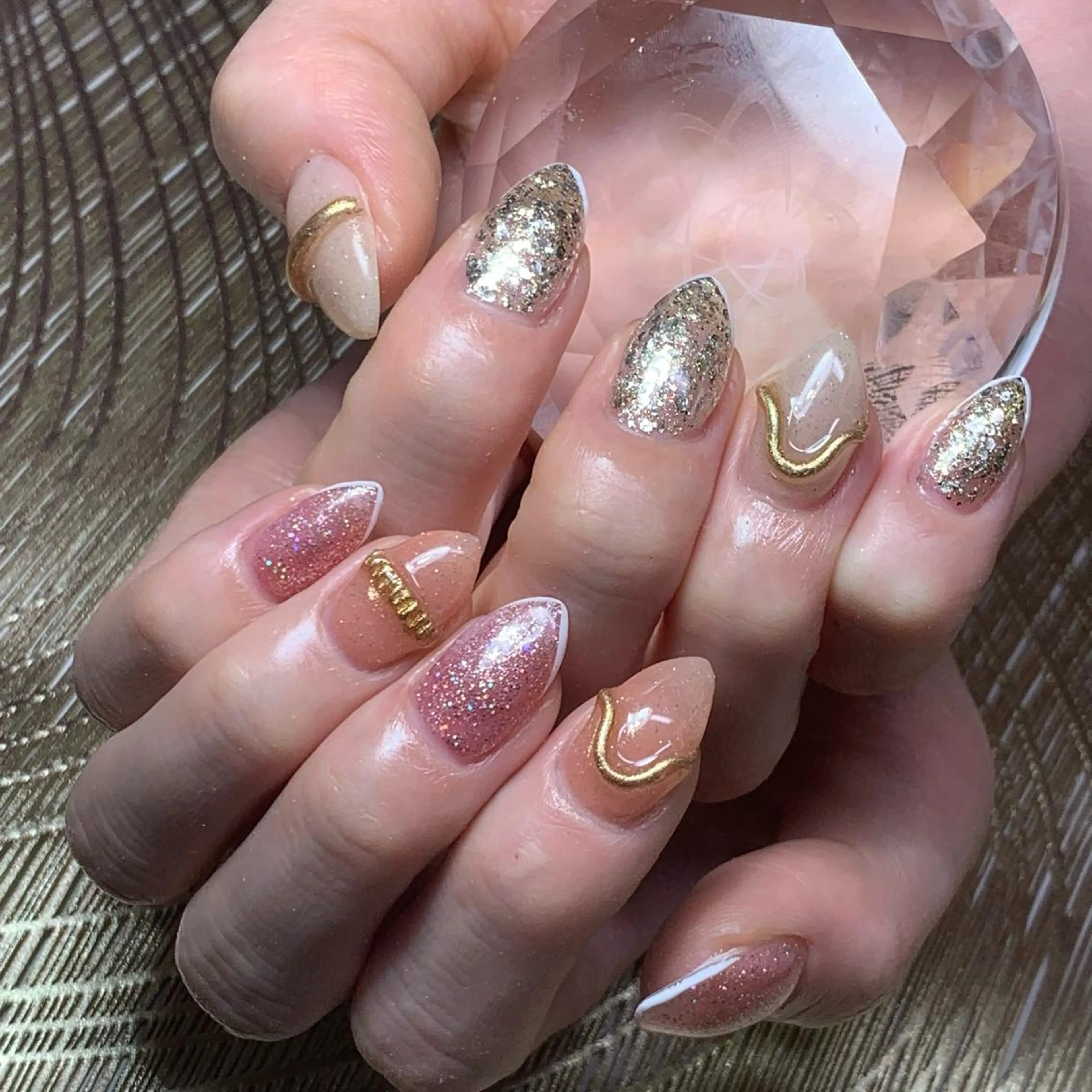 ネイル ハンドネイル καρδιά -ｶﾙﾃﾞｨｱ-のネイルデザイン