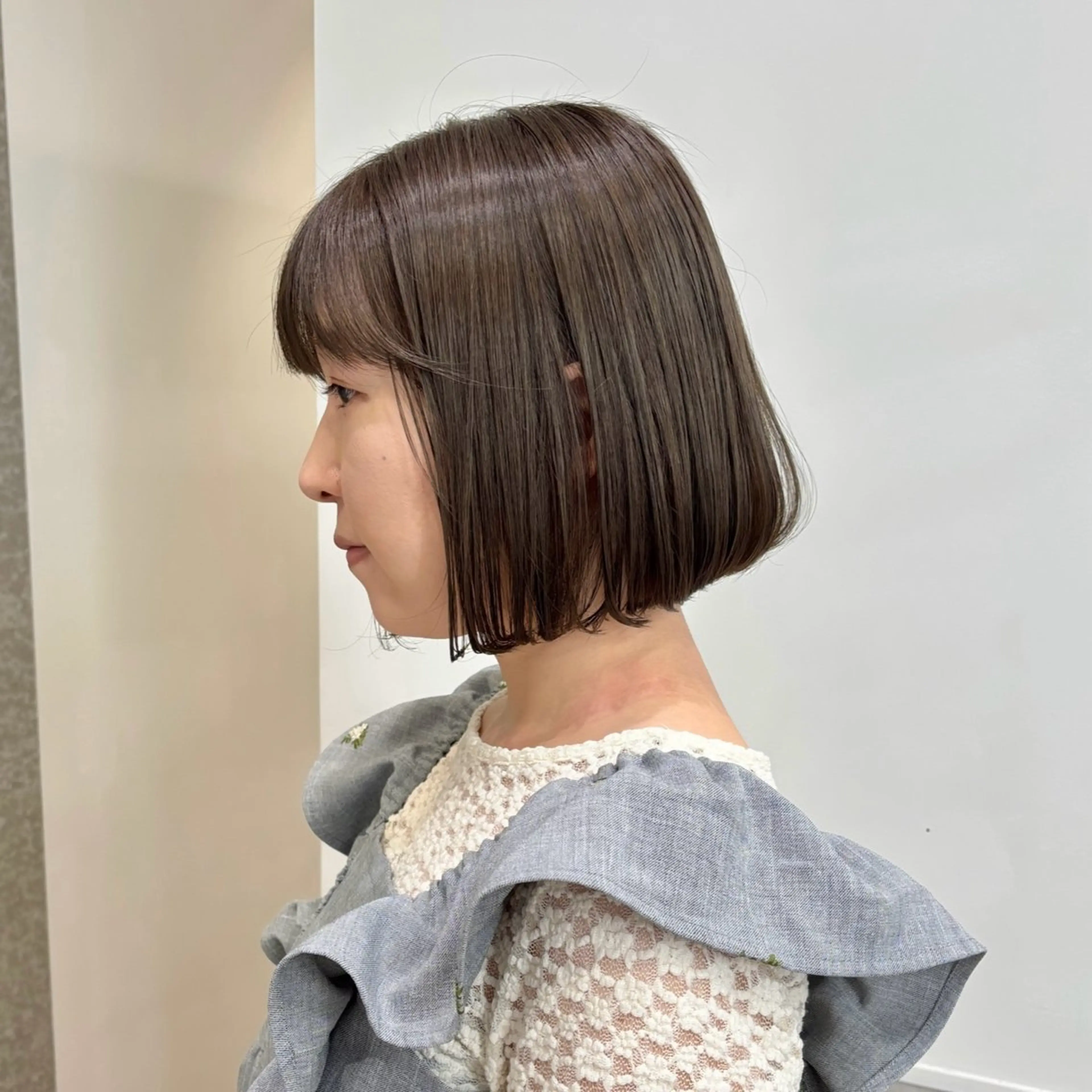 ミディアム カラー ベージュカラー ボブ カット ヘアカラー トリートメント ベージュ🤎透明感 カラー🤎anriのヘアスタイル