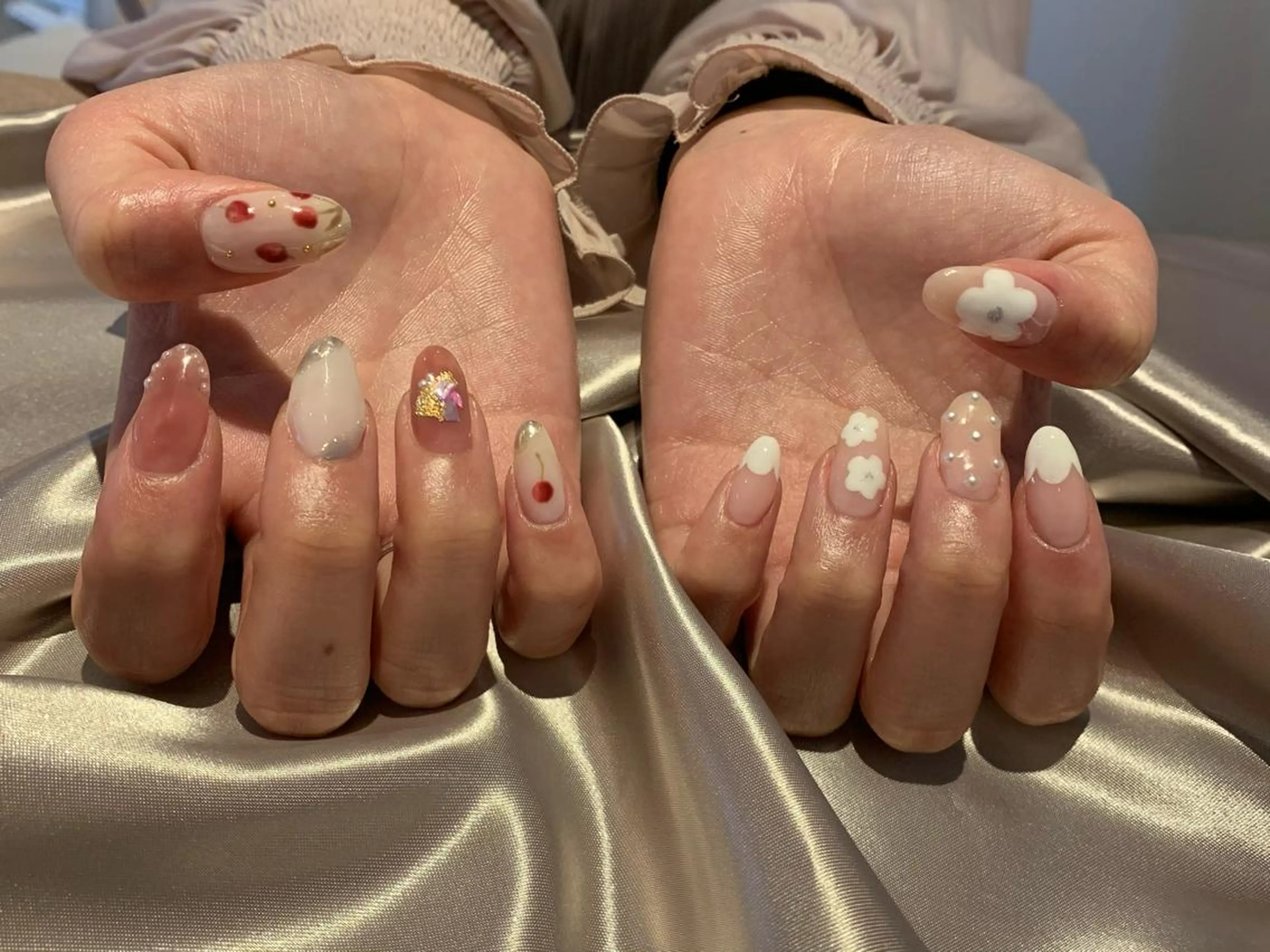 ネイル 山本 理紗子のネイルデザイン