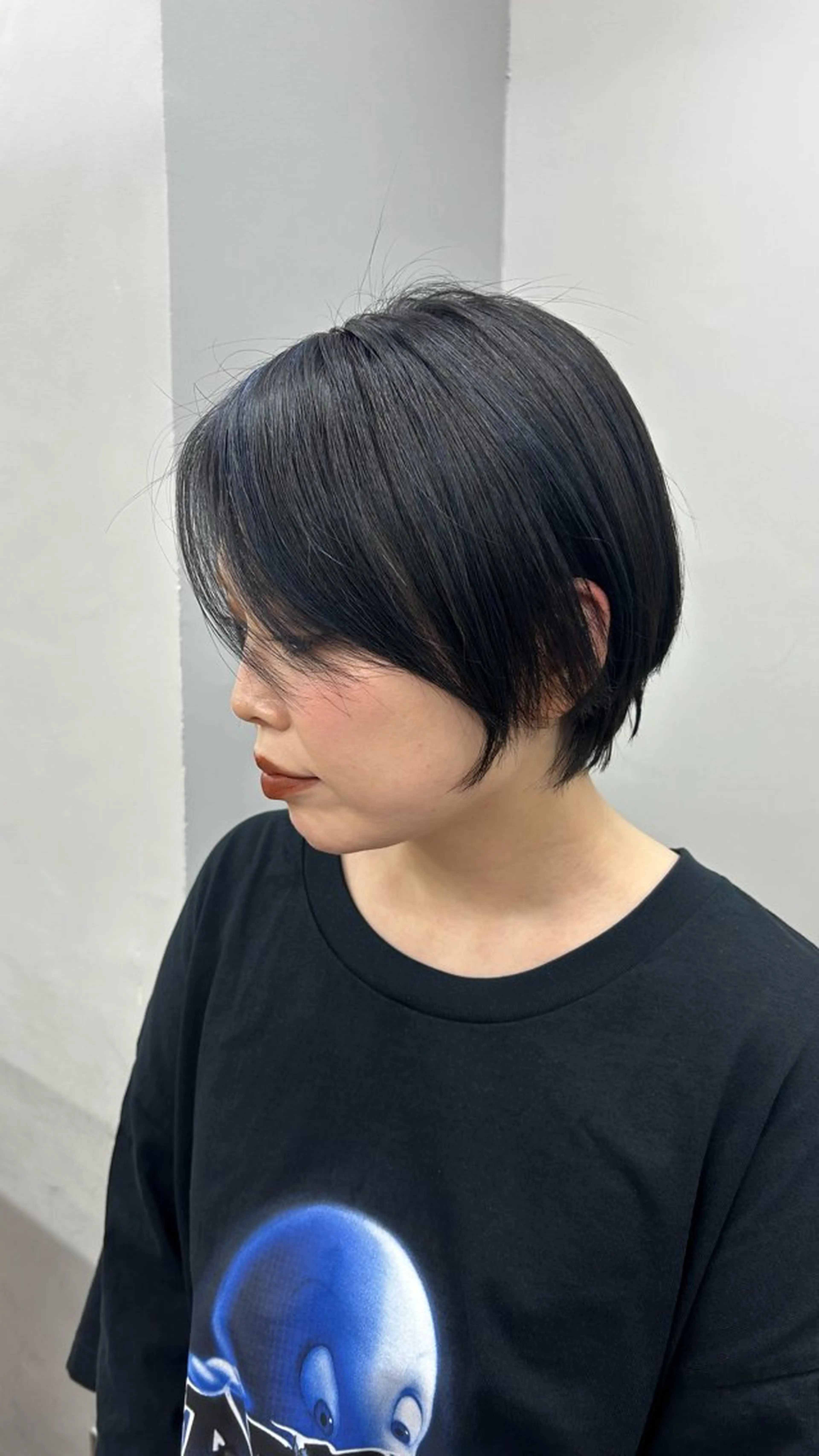 ショート 🫧透明感ワンカラー 🫧mio 🫧のヘアスタイル