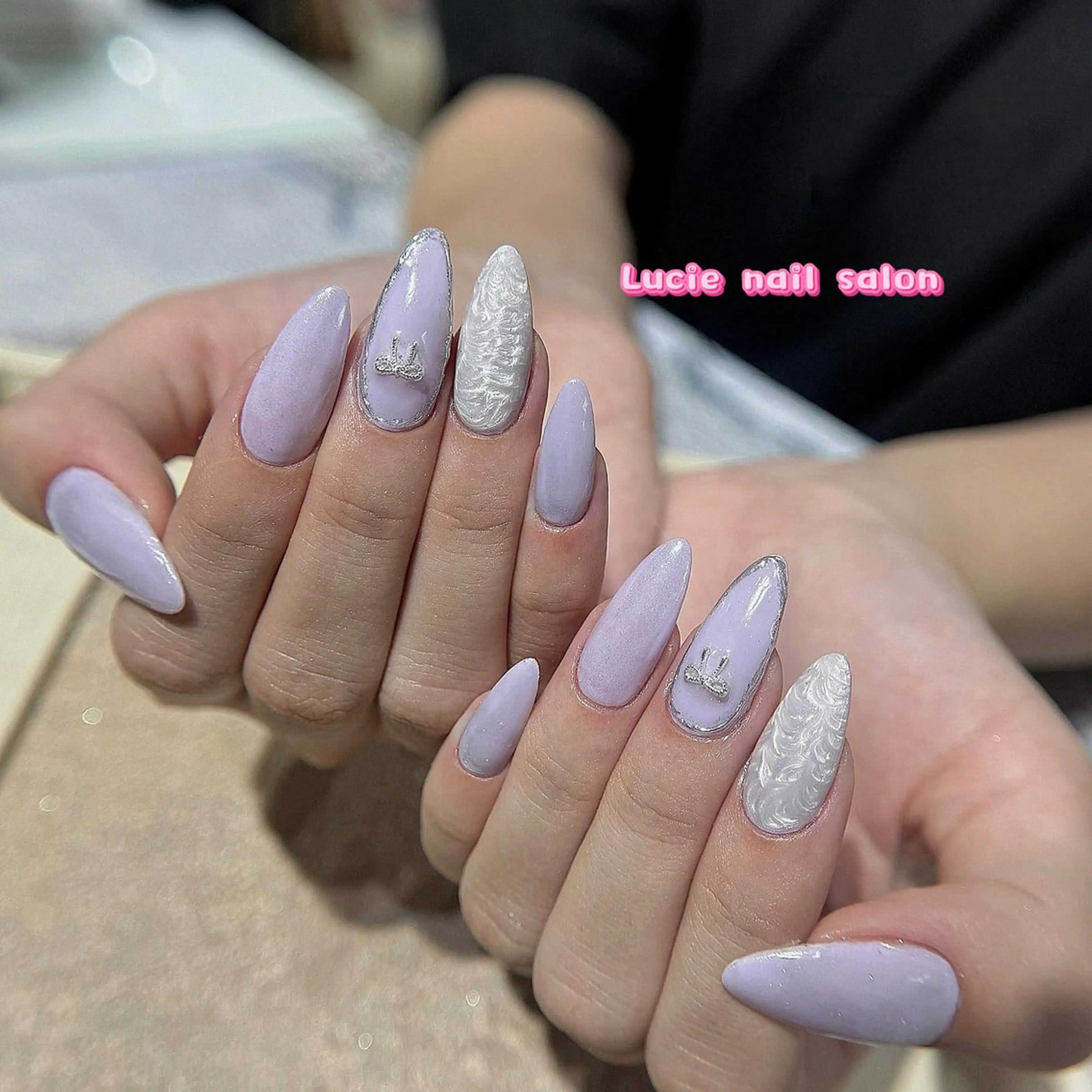 ネイル ボルドー チークネイル 成人式 フレンチネイル キラキラネイル ハンドネイル LUCIE NAIL SALON所属・NGUYEN THI THANHのネイルデザイン