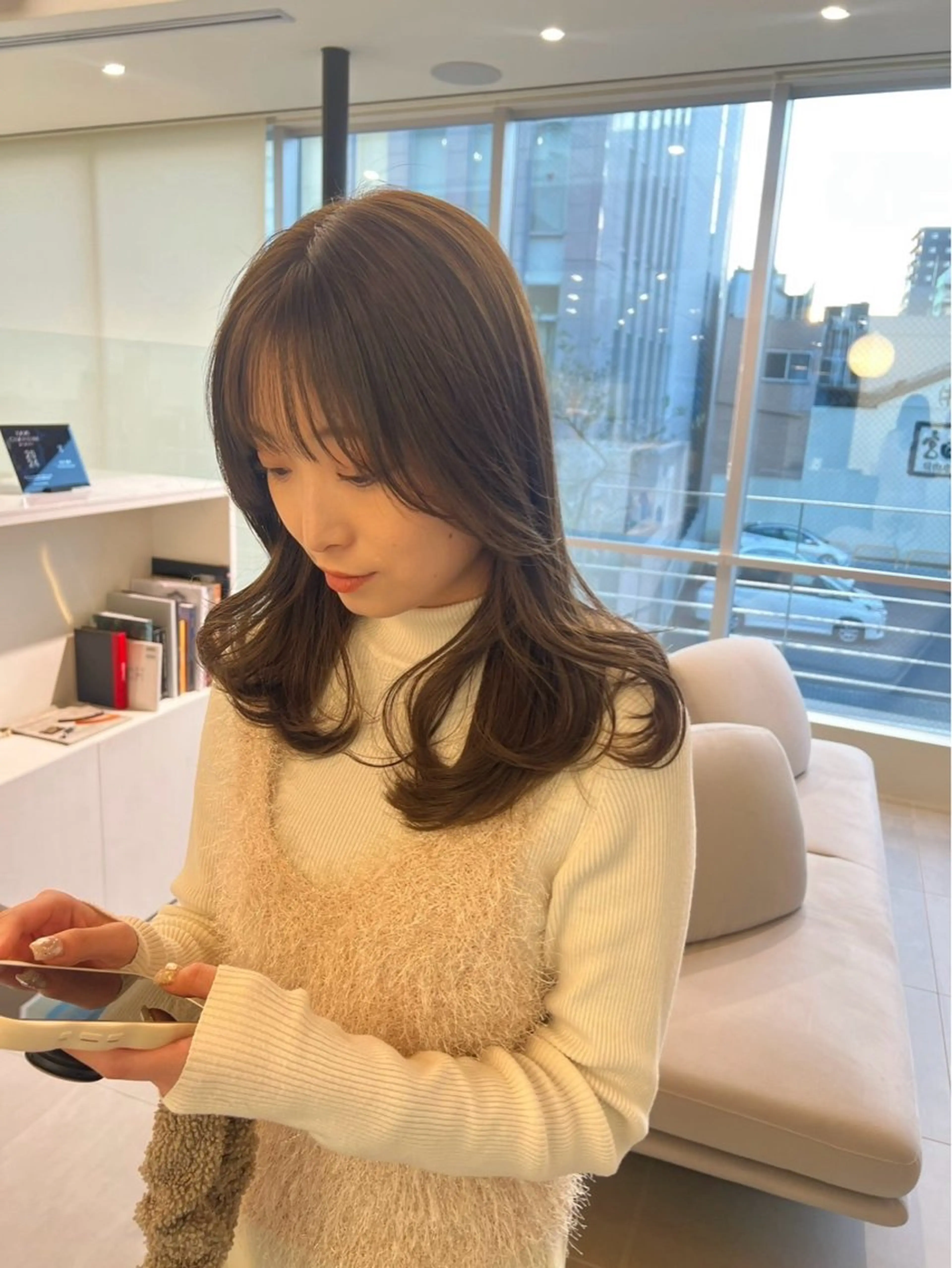 ロング 💡レイヤーカット/ グレージュ松本隼人のヘアスタイル