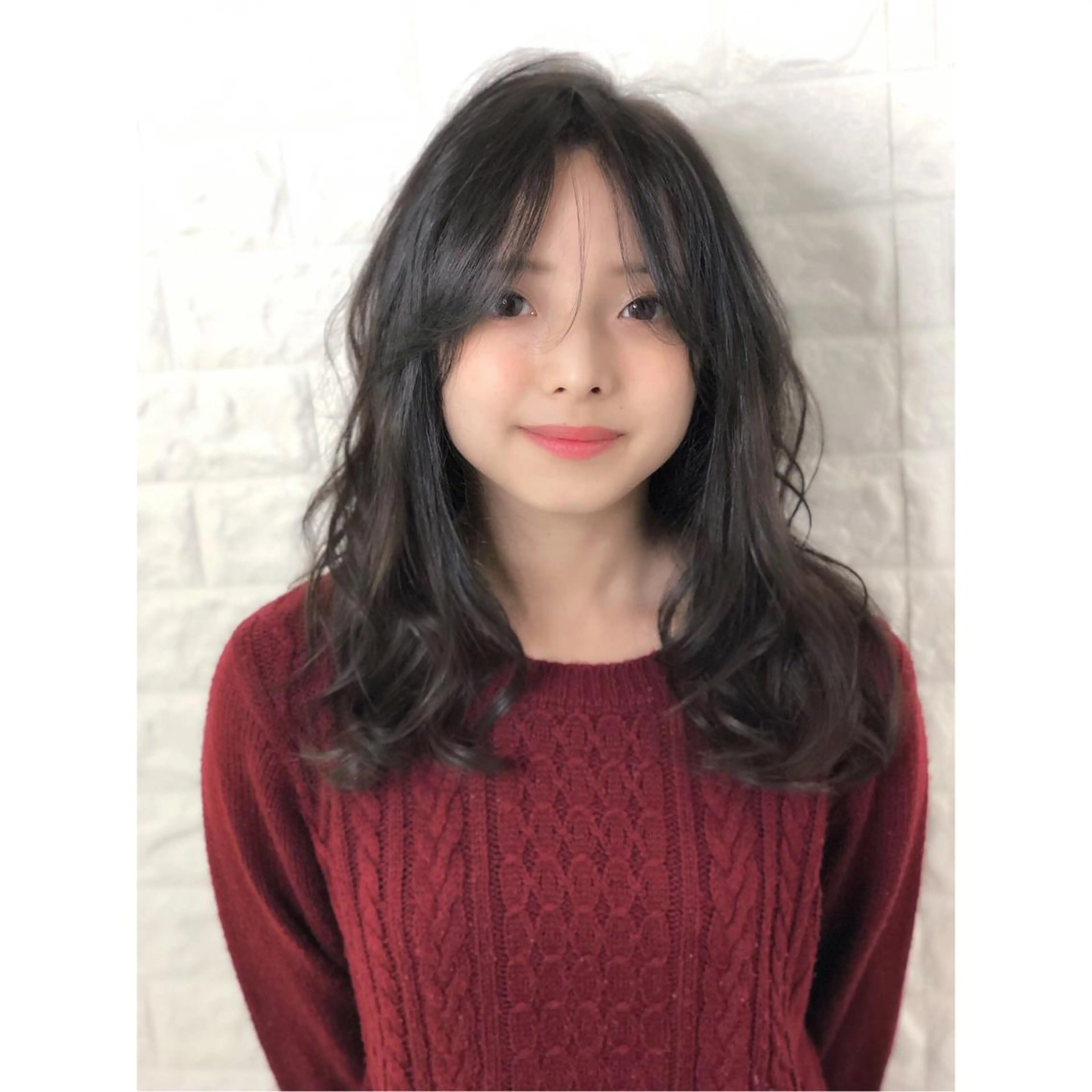 ミディアム カラー アッシュ アッシュブラウン ブラウンカラー 透明感カラー イルミナカラー KIZU 髪質改善 オカルト怪談のヘアスタイル