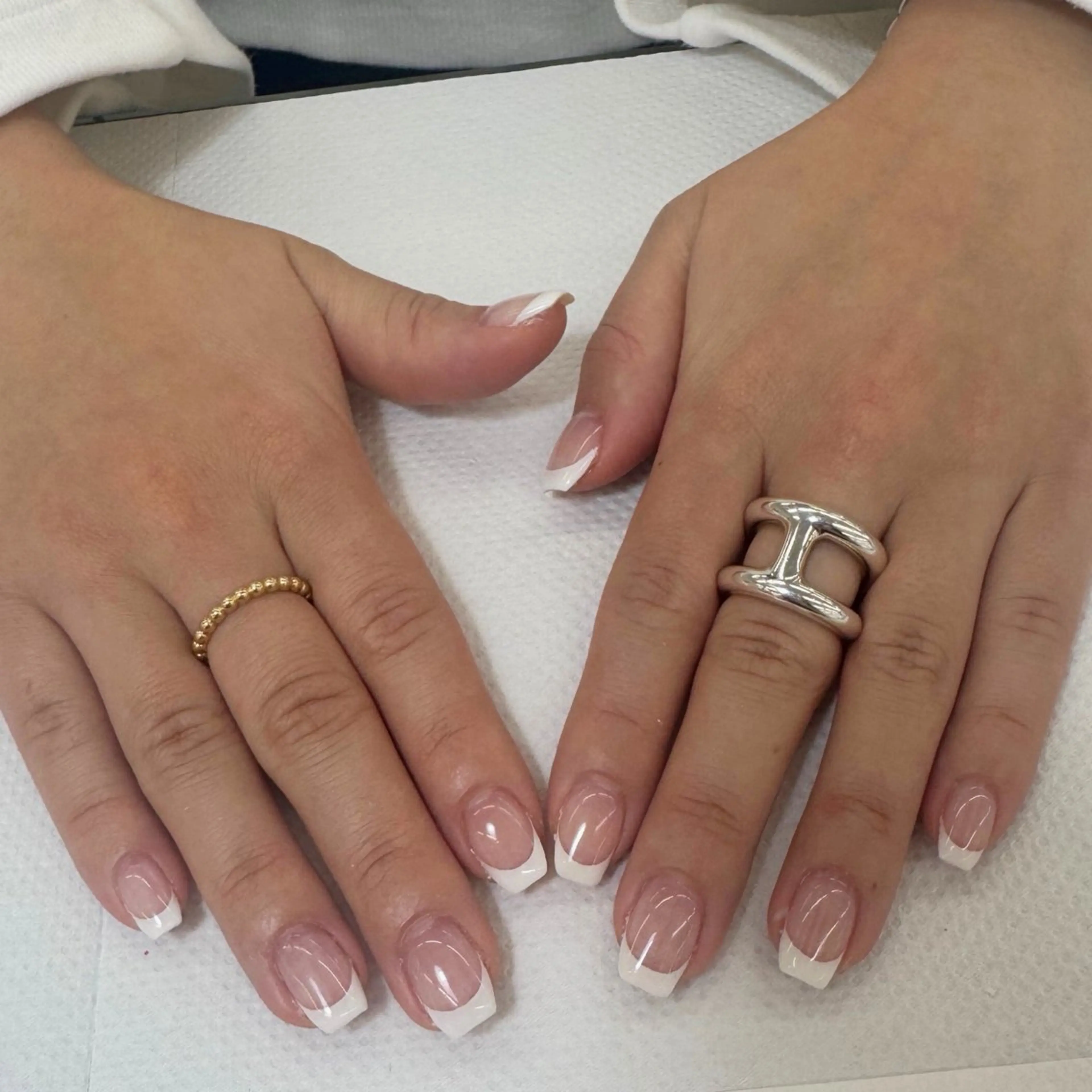 ネイル フレンチネイル ハンドネイル 【MAXKELLY】 Shiotaのネイルデザイン