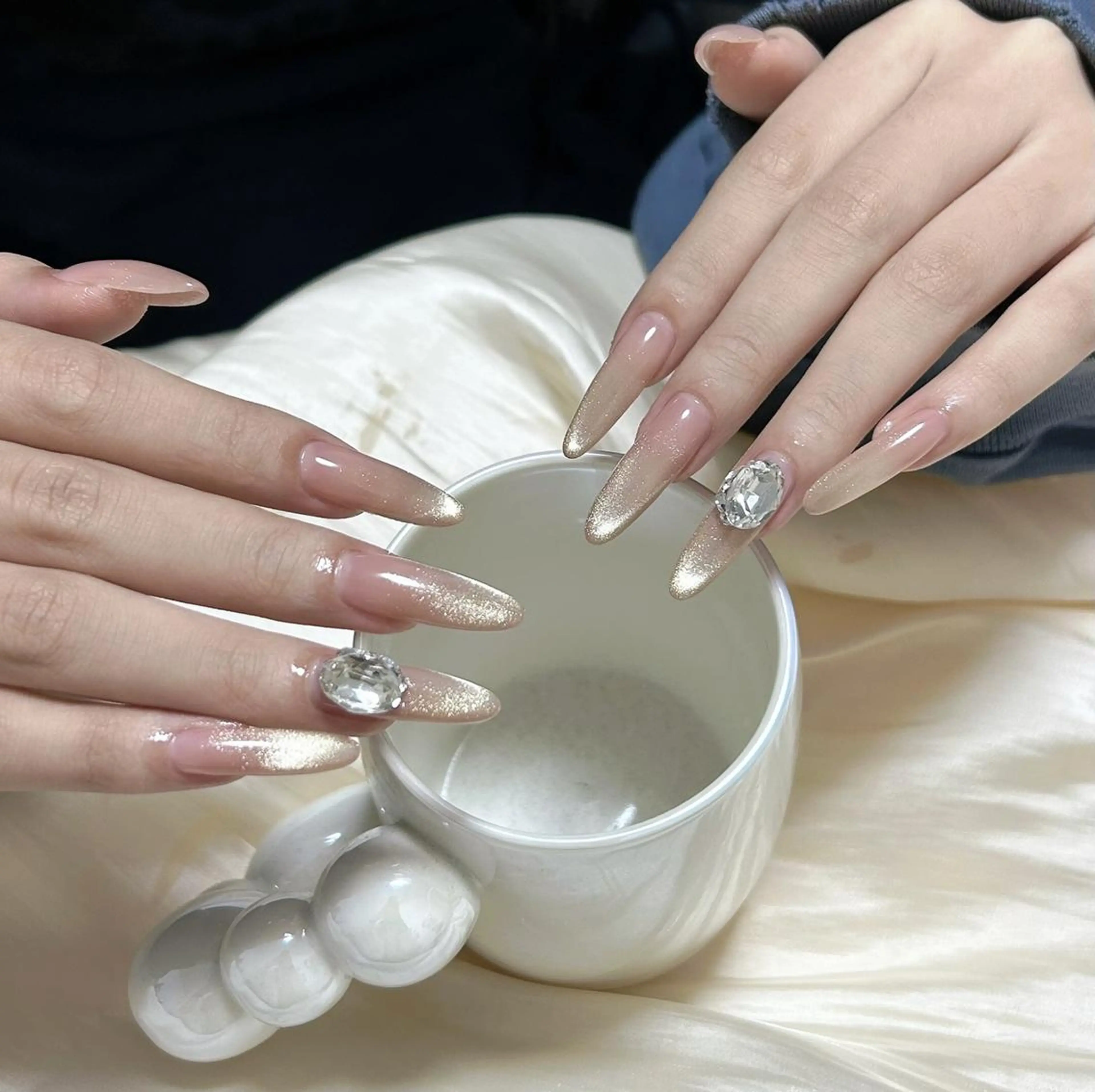 ネイル ロングネイル長さ出し 専門Spade Qのネイルデザイン