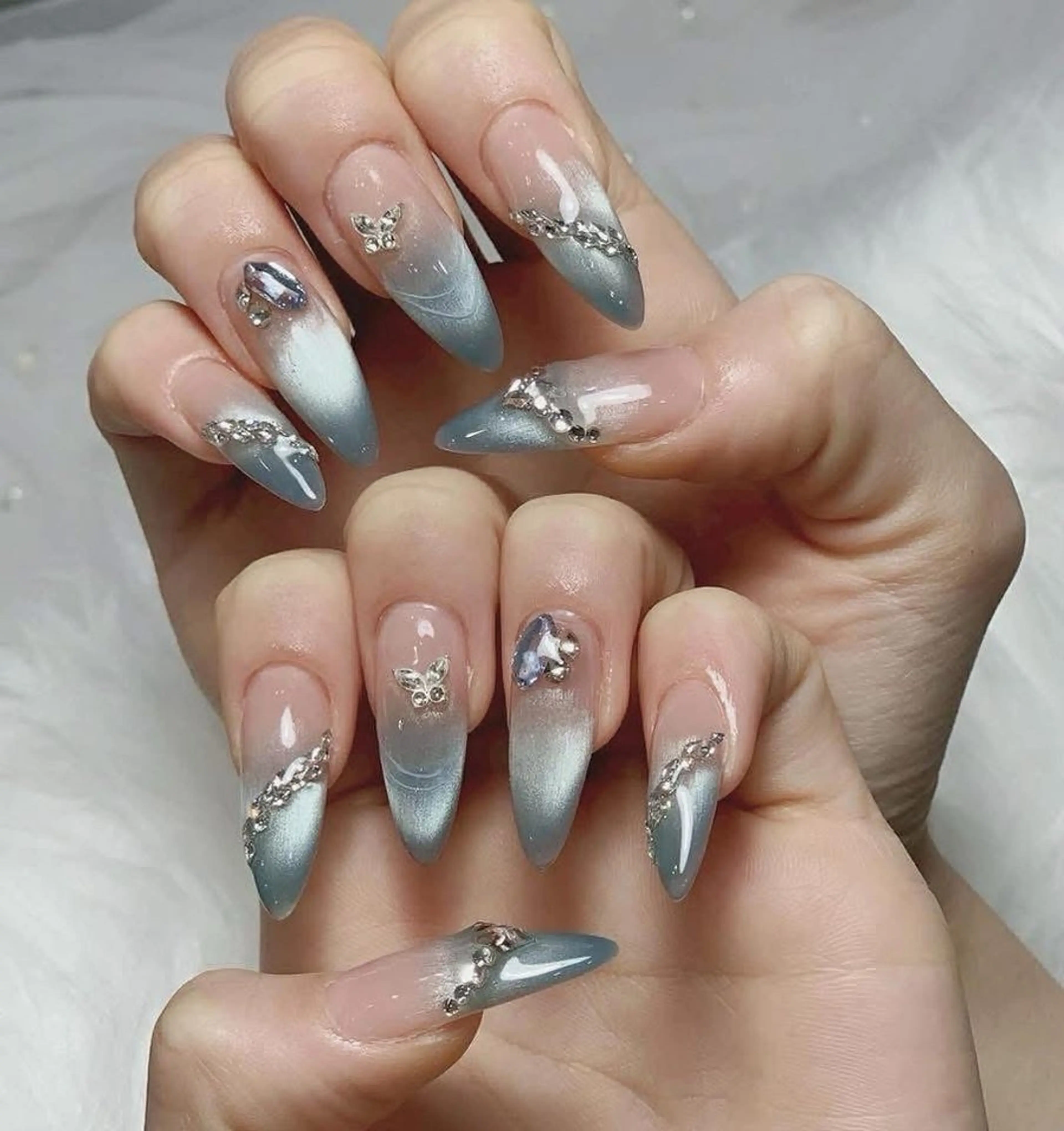 ネイル 韓国ネイル 持ち込み ニュアンスネイル ネイルチップ 冬ネイル RINN ANA.CHUOのネイルデザイン