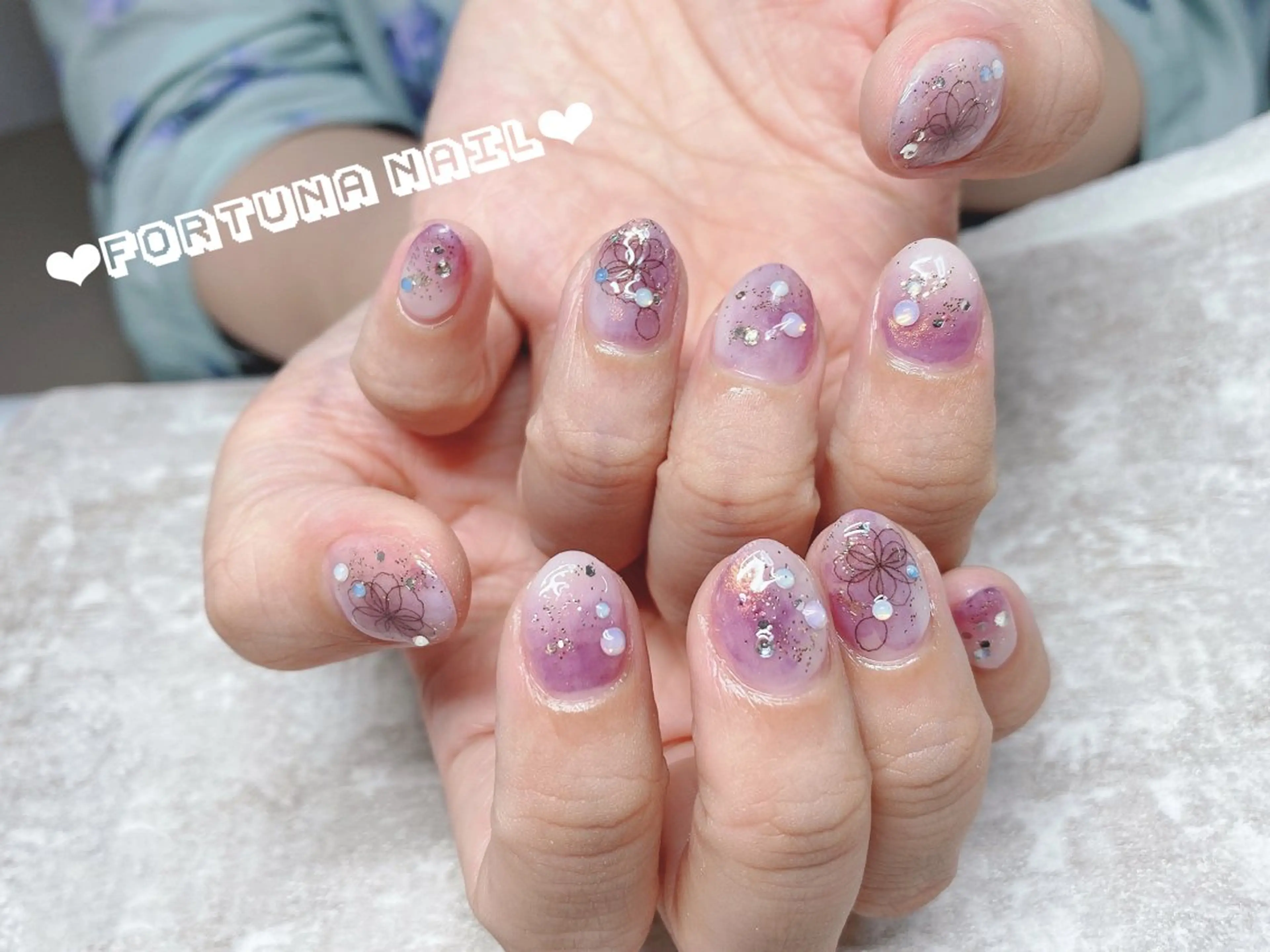 ネイル ハンドネイル ハンドケア Nail •Head スパFortunaのネイルデザイン
