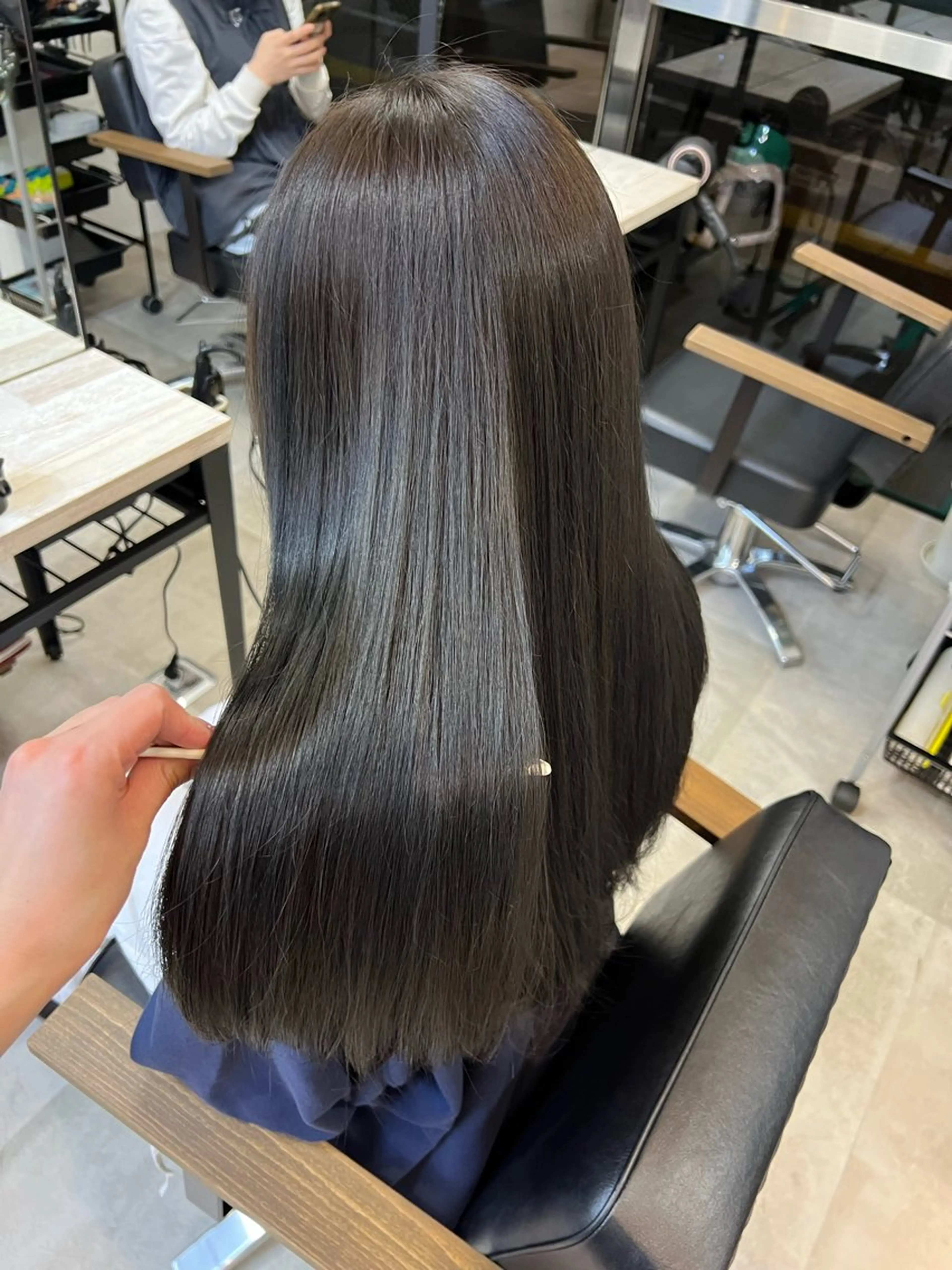 セミロング カラー 🥀韓国ヘア🥀 宮津真菜のヘアスタイル