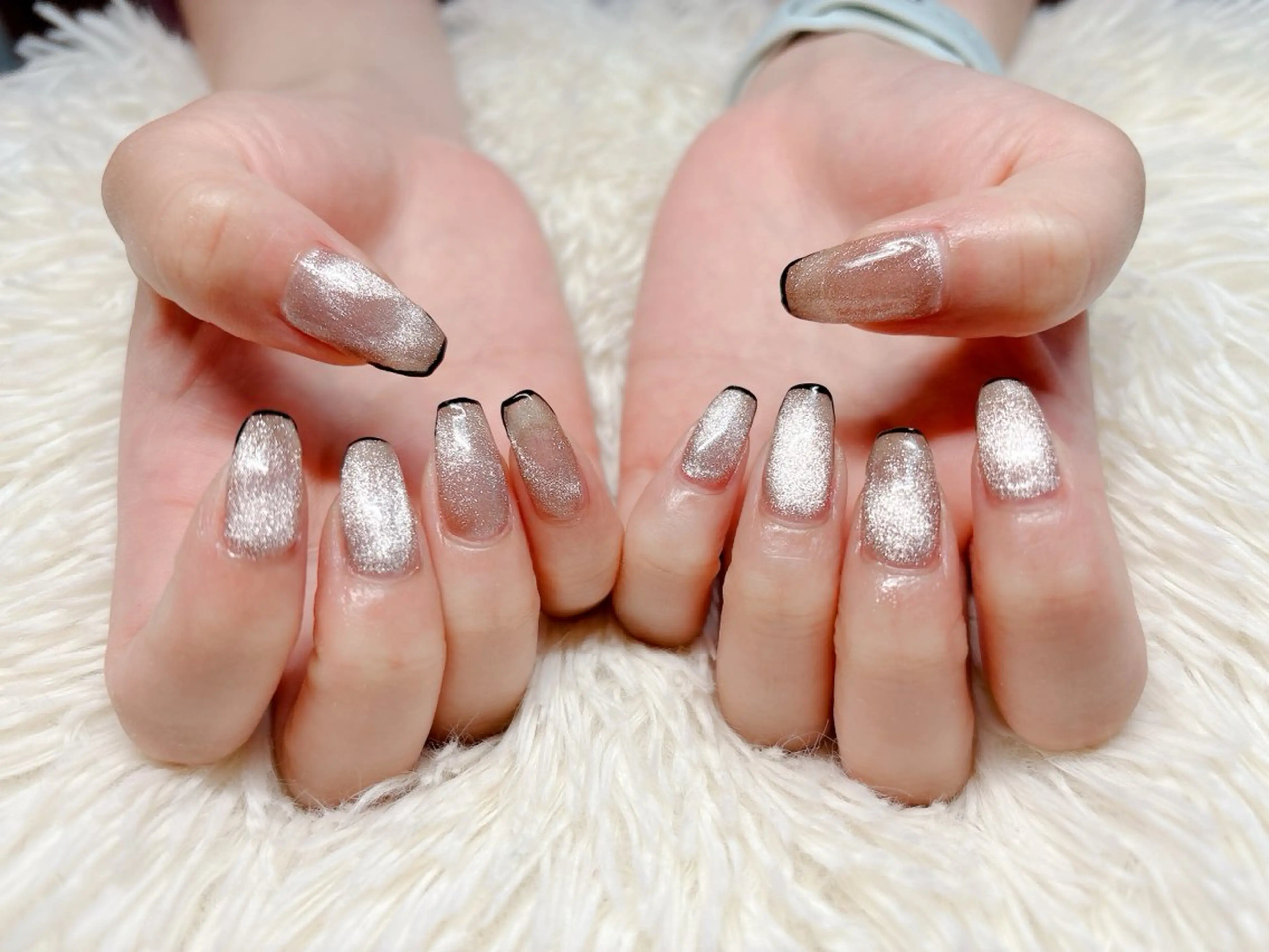 ネイル パッチリオメメ Lianaのネイルデザイン