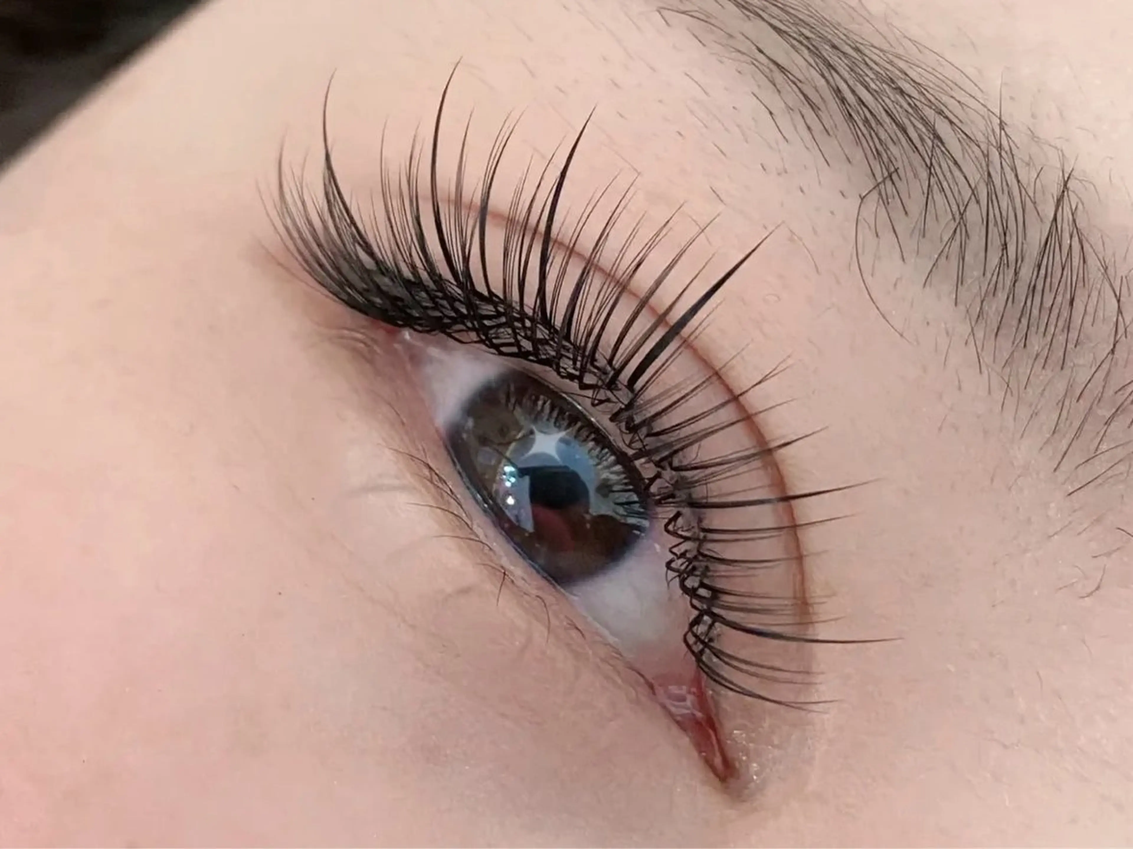 【🌸オフ無料】ダブルフラットラッシュ80束コーティング付きの写真