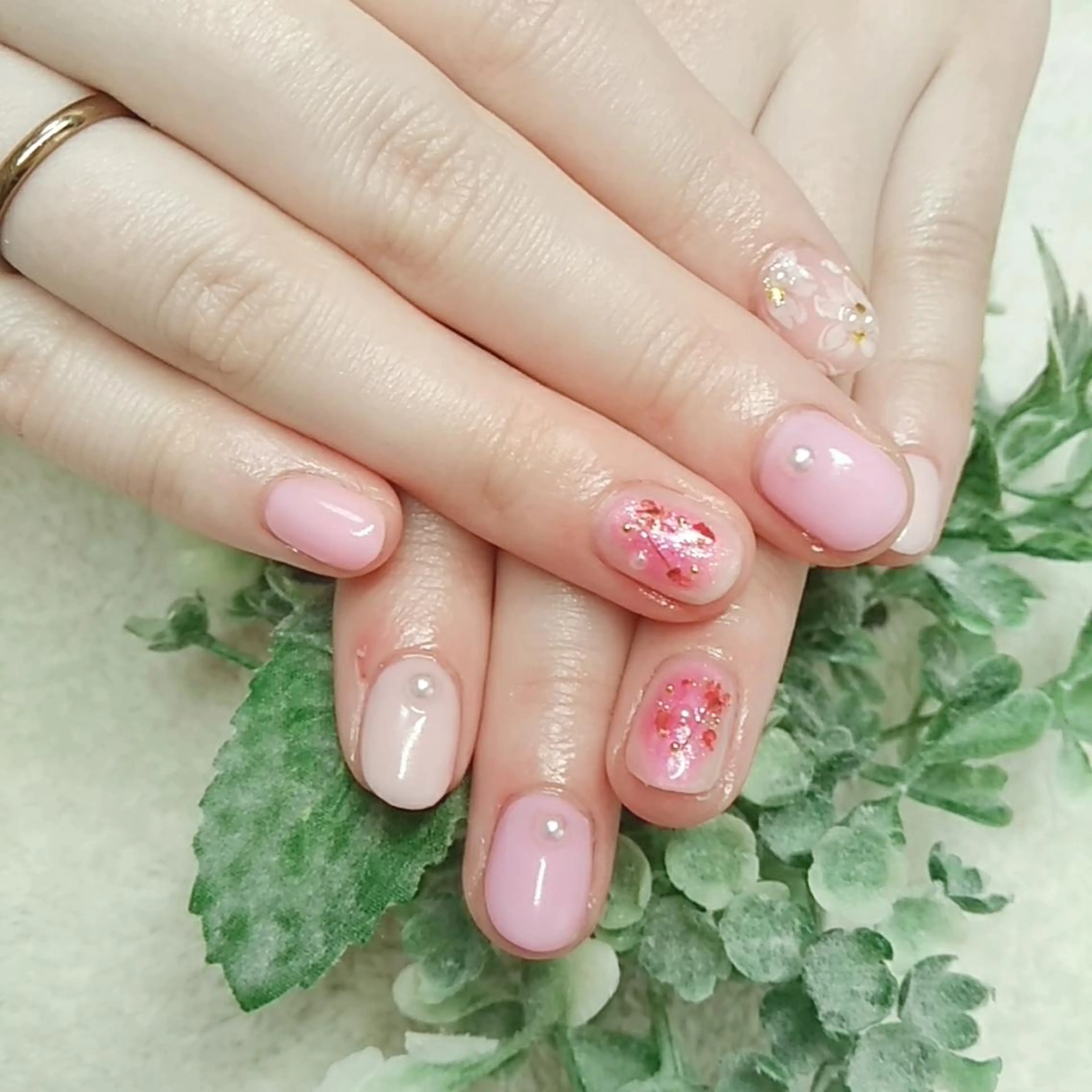 ネイル 柴崎 美幸のネイルデザイン