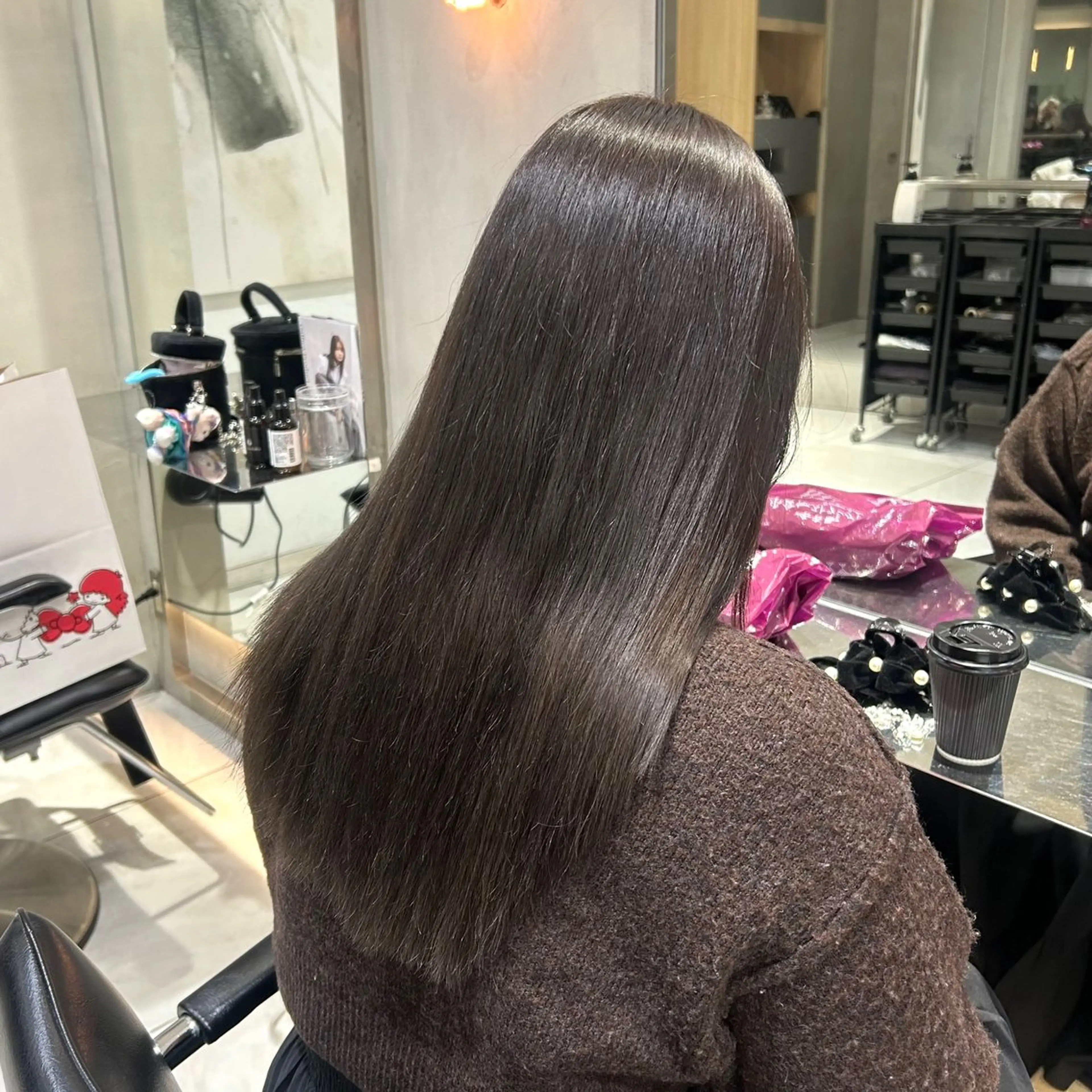 カラー 黒髪 グレージュ カット ヘアカラー ︎︎🌟韓国艶カラー ︎🌟璃奈 (ﾘﾅ)のヘアスタイル