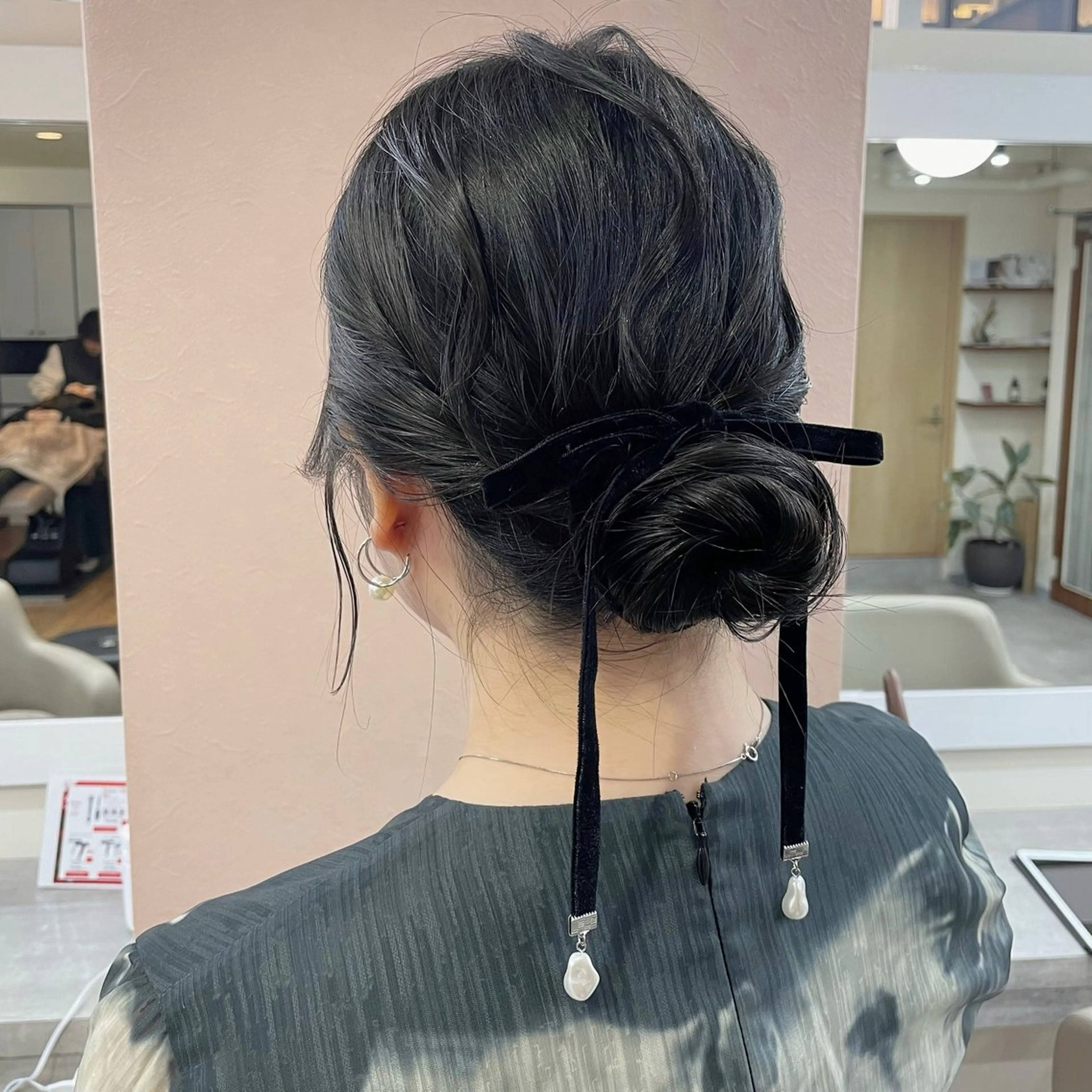 セミロング ヘアアレンジ ヘアセット 韓国風パーマ/ヘア セット/店長みづきのヘアスタイル