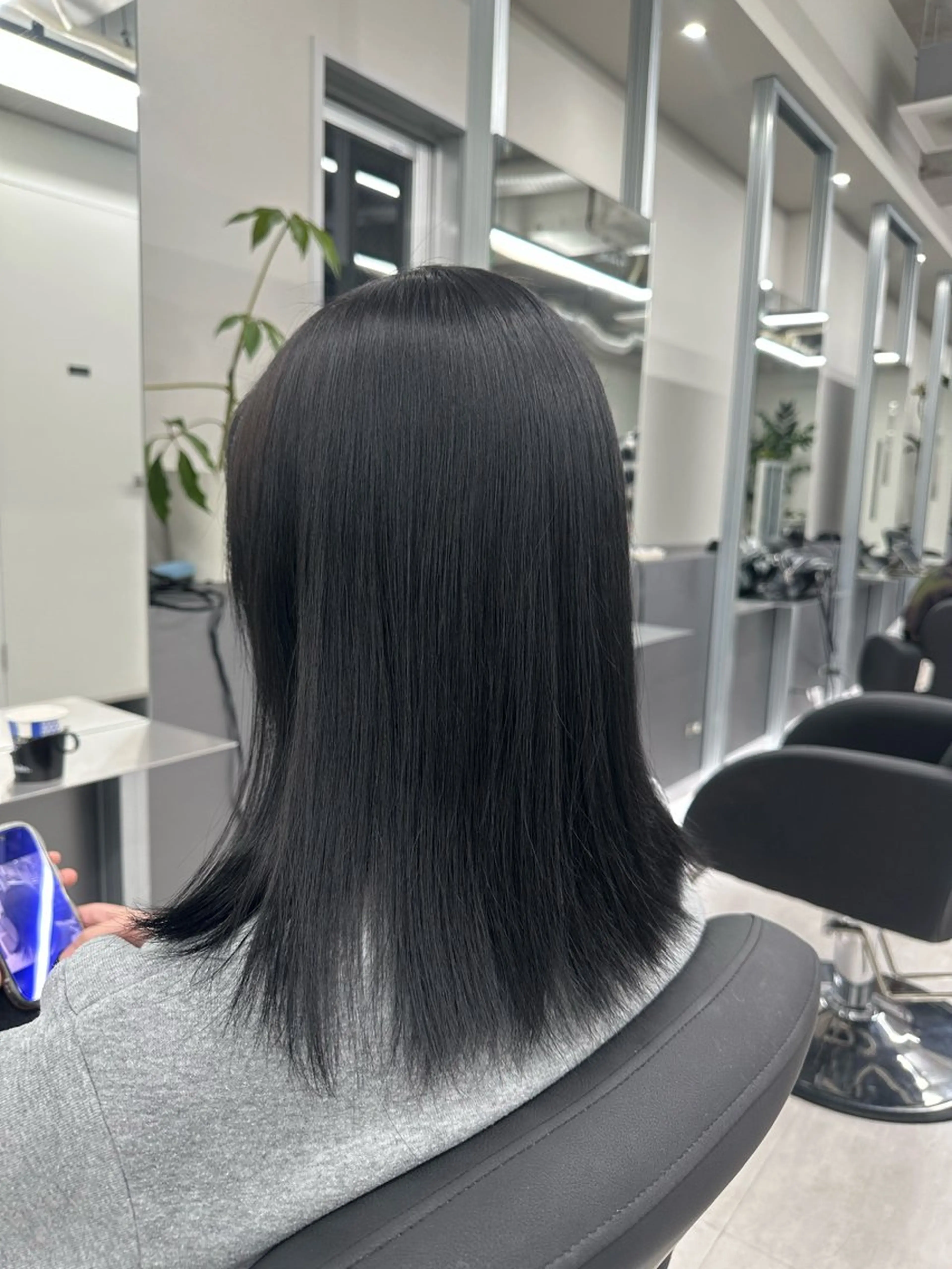 セミロング ヘアカラー トリートメント クラタタケアキ /透明感カラーのヘアスタイル