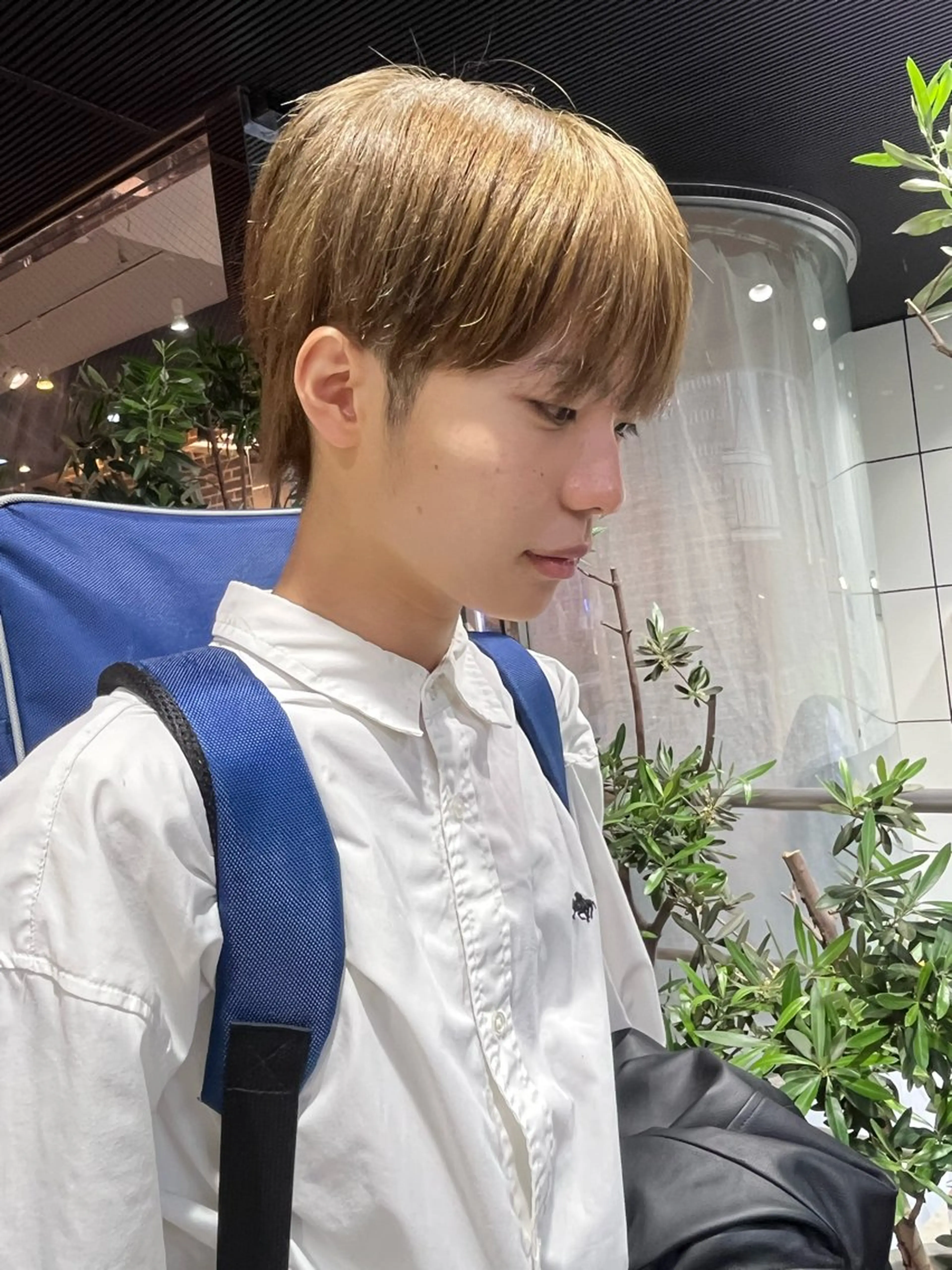 ショート 酸性ストレート 🤍🎀honokaのヘアスタイル