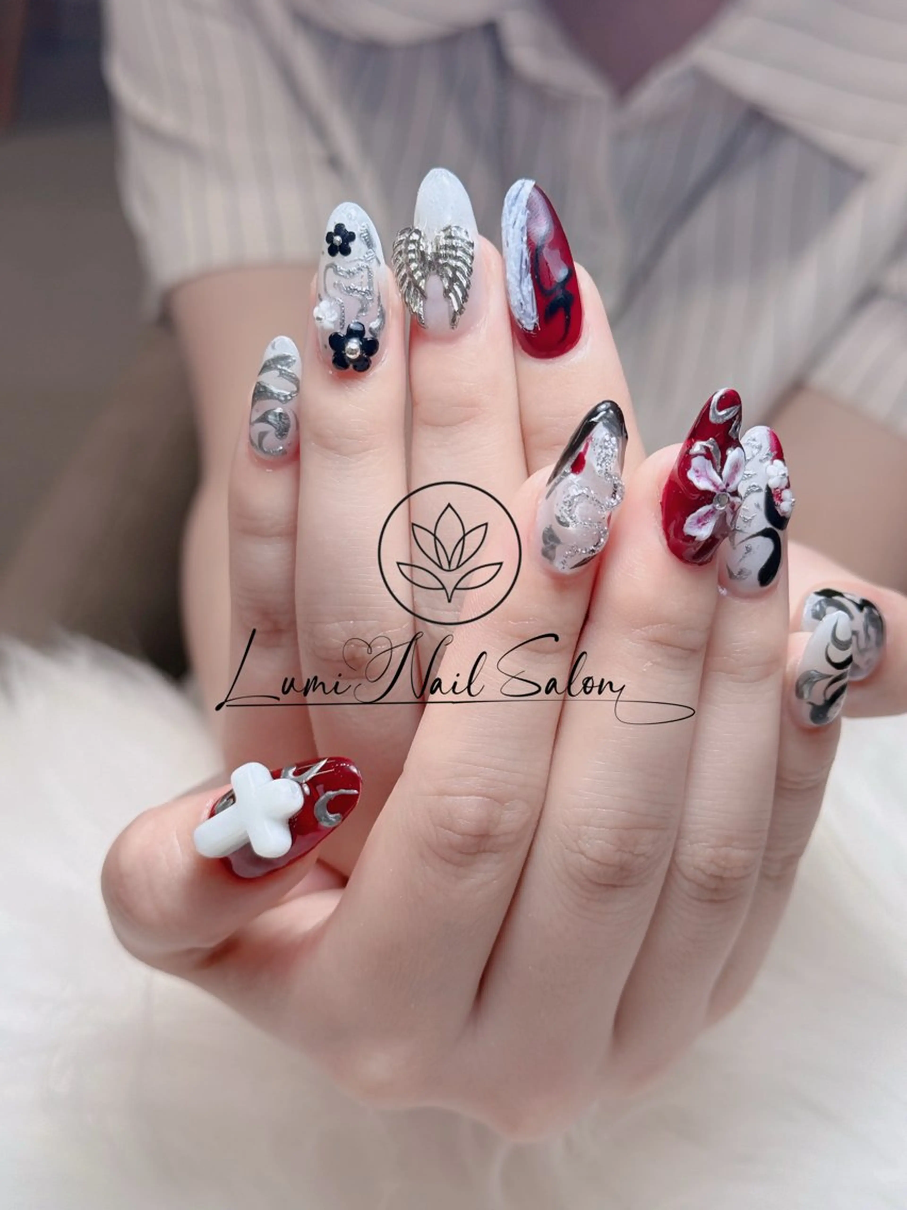 ネイル オーロラネイル チークネイル フットネイル フレンチネイル 韓国ネイル ハンドネイル Lumi Nail 新大久保3‘のネイルデザイン