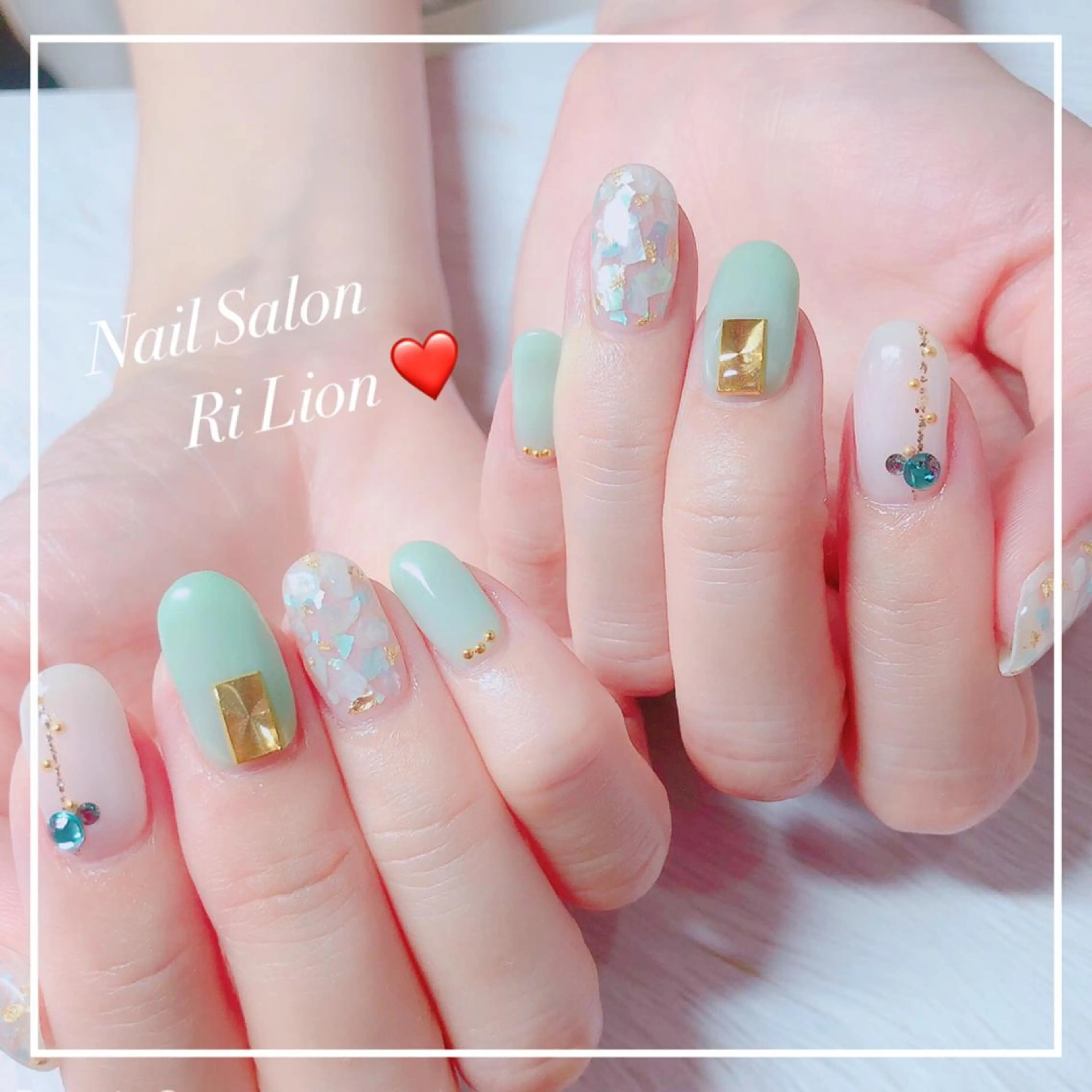 ネイル RiLion💗 Risa🦋💜のネイルデザイン