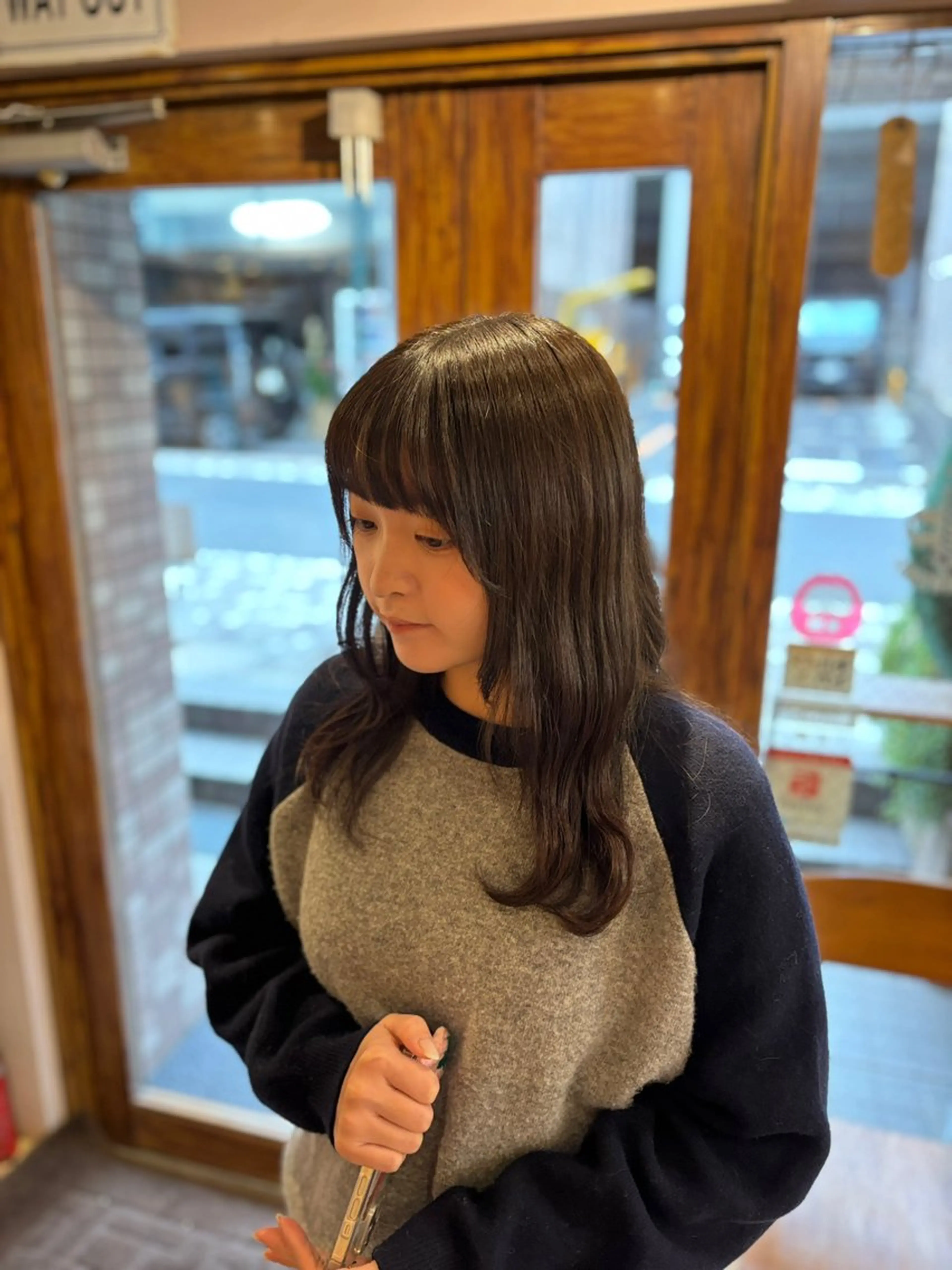 カラー 韓国×儚さ /角田リサのヘアスタイル