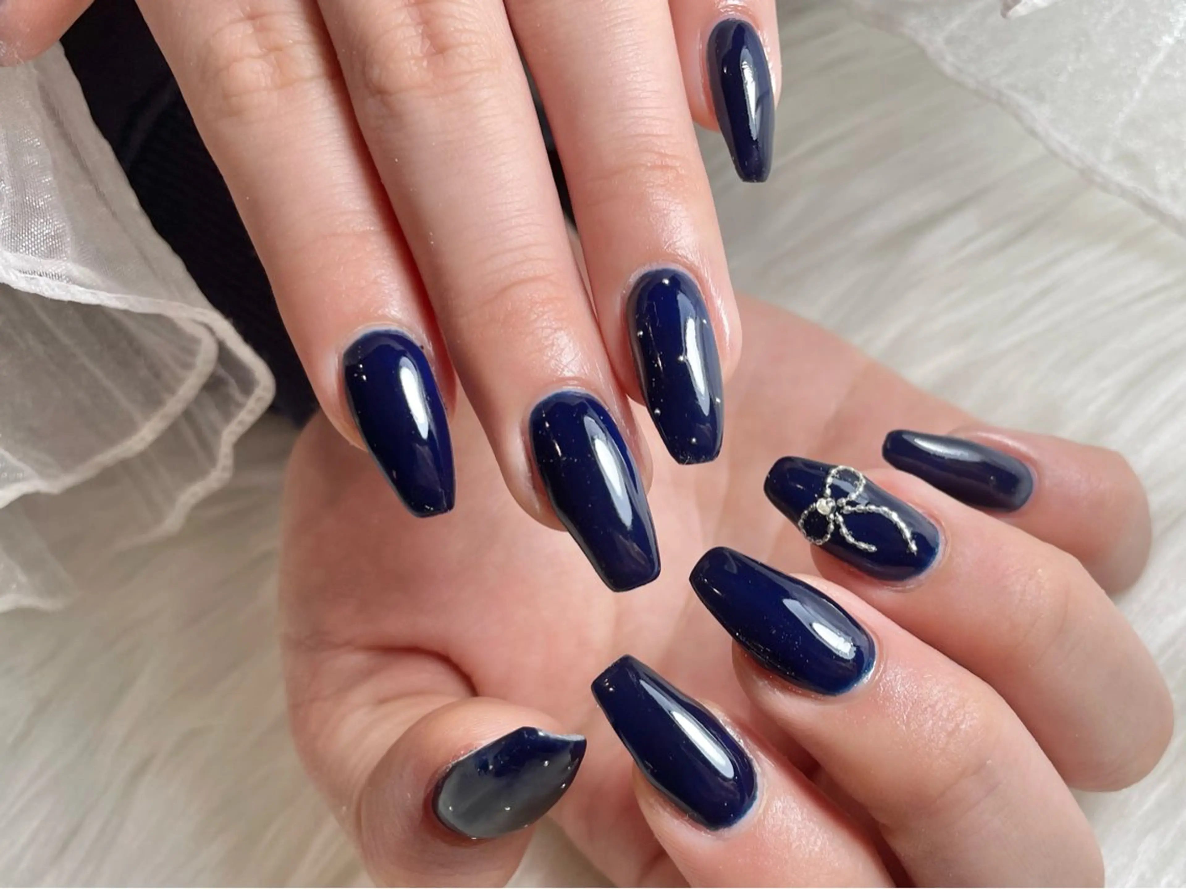 ネイル リボン シンプルネイル ワンホンネイル ハンドネイル ゆりか ジョアアンジェ福島のネイルデザイン