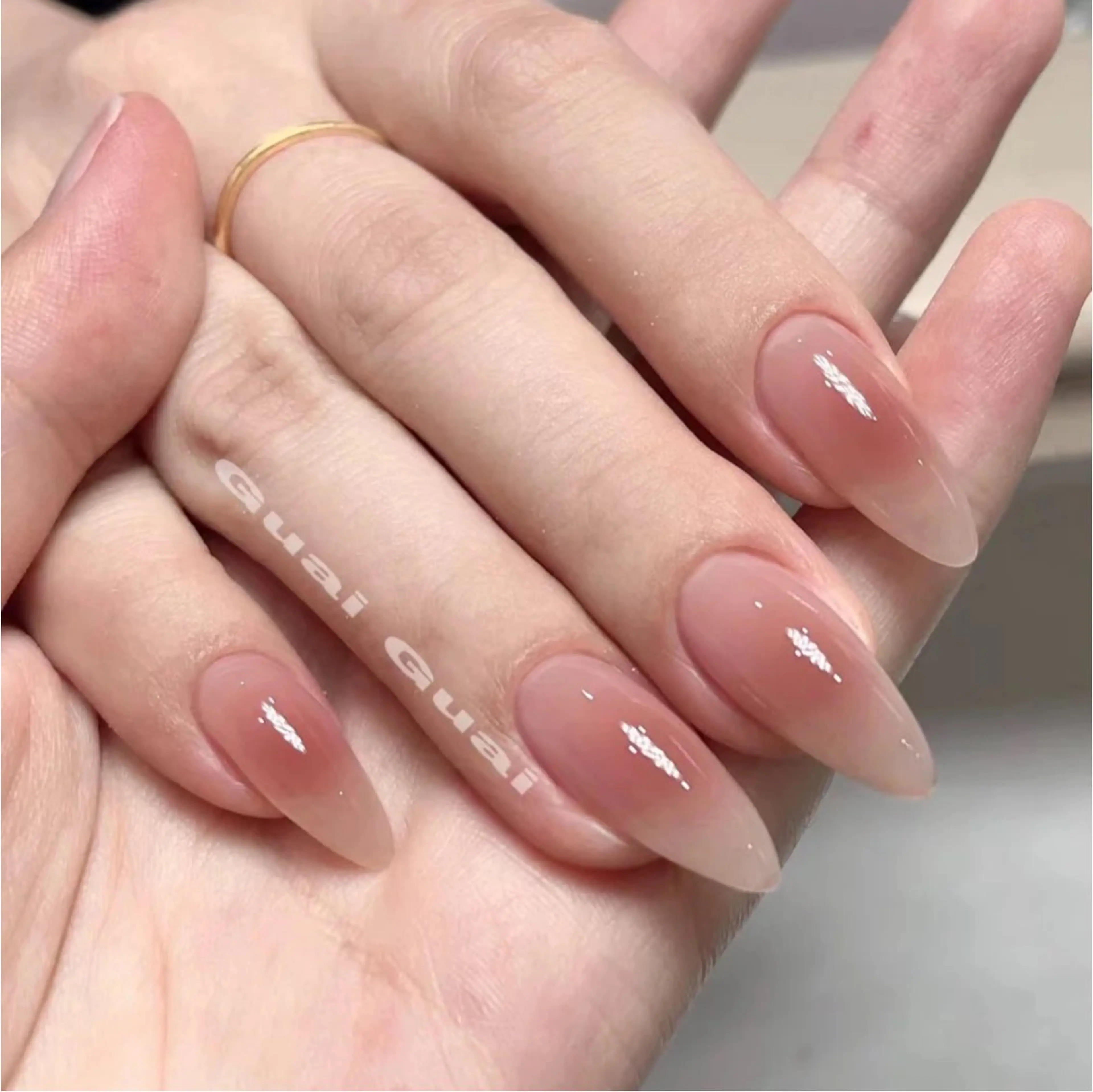 ネイル ハンドネイル R nailsalon所属・Rネルサイン よ よのネイルデザイン