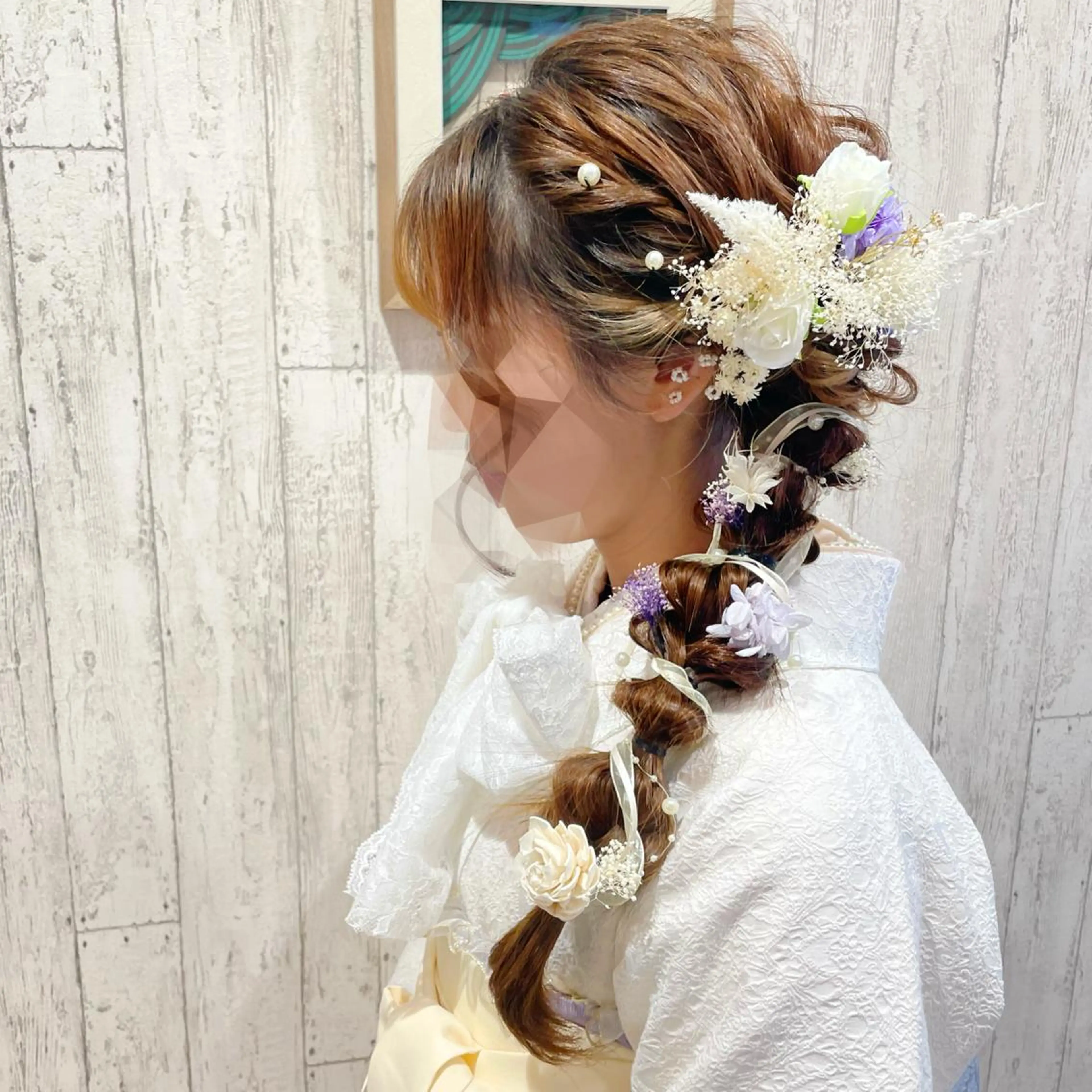 セミロング ヘアアレンジ 髪飾り 古沢 みづきのヘアスタイル