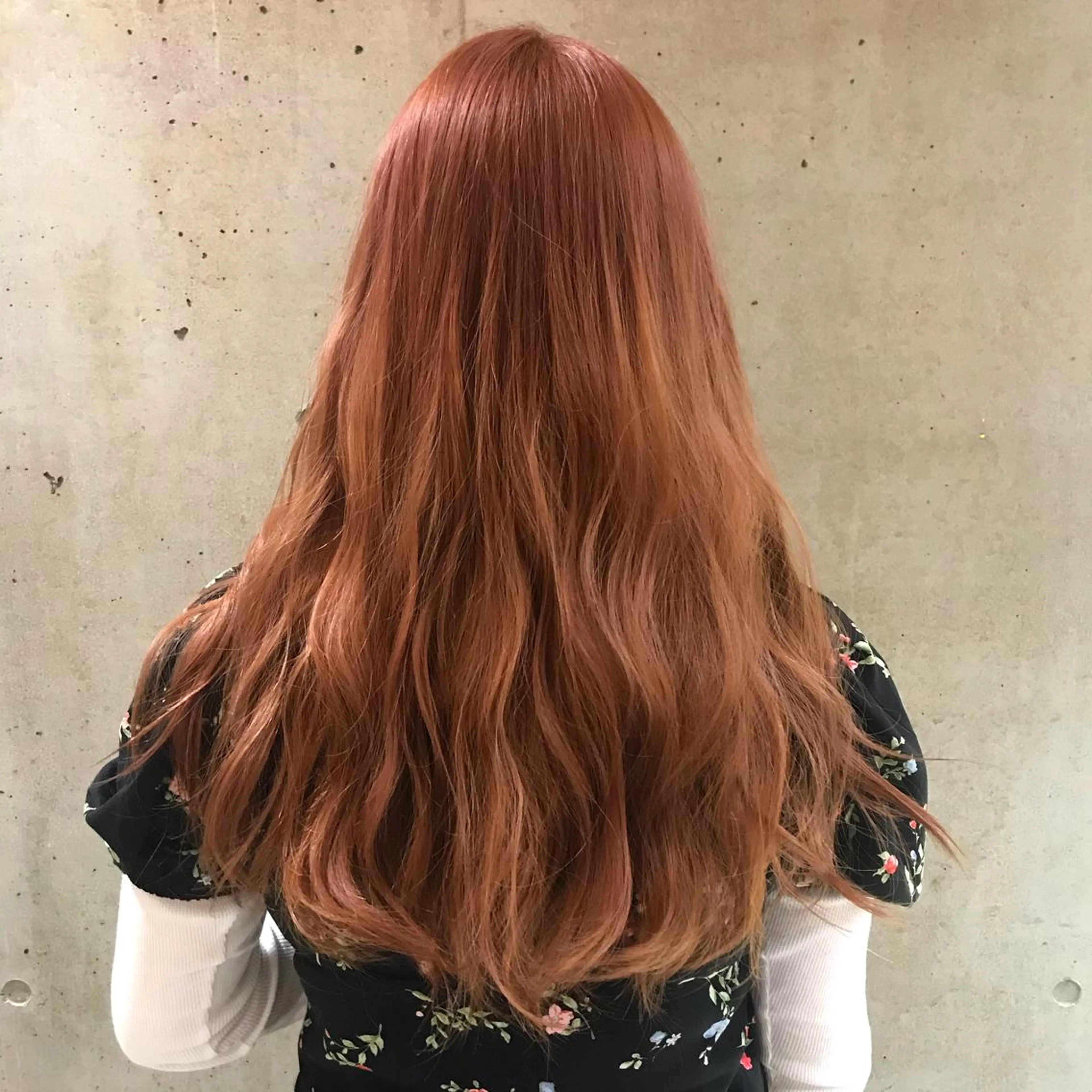 ロング カラー 一ノ瀬 蘭のヘアスタイル