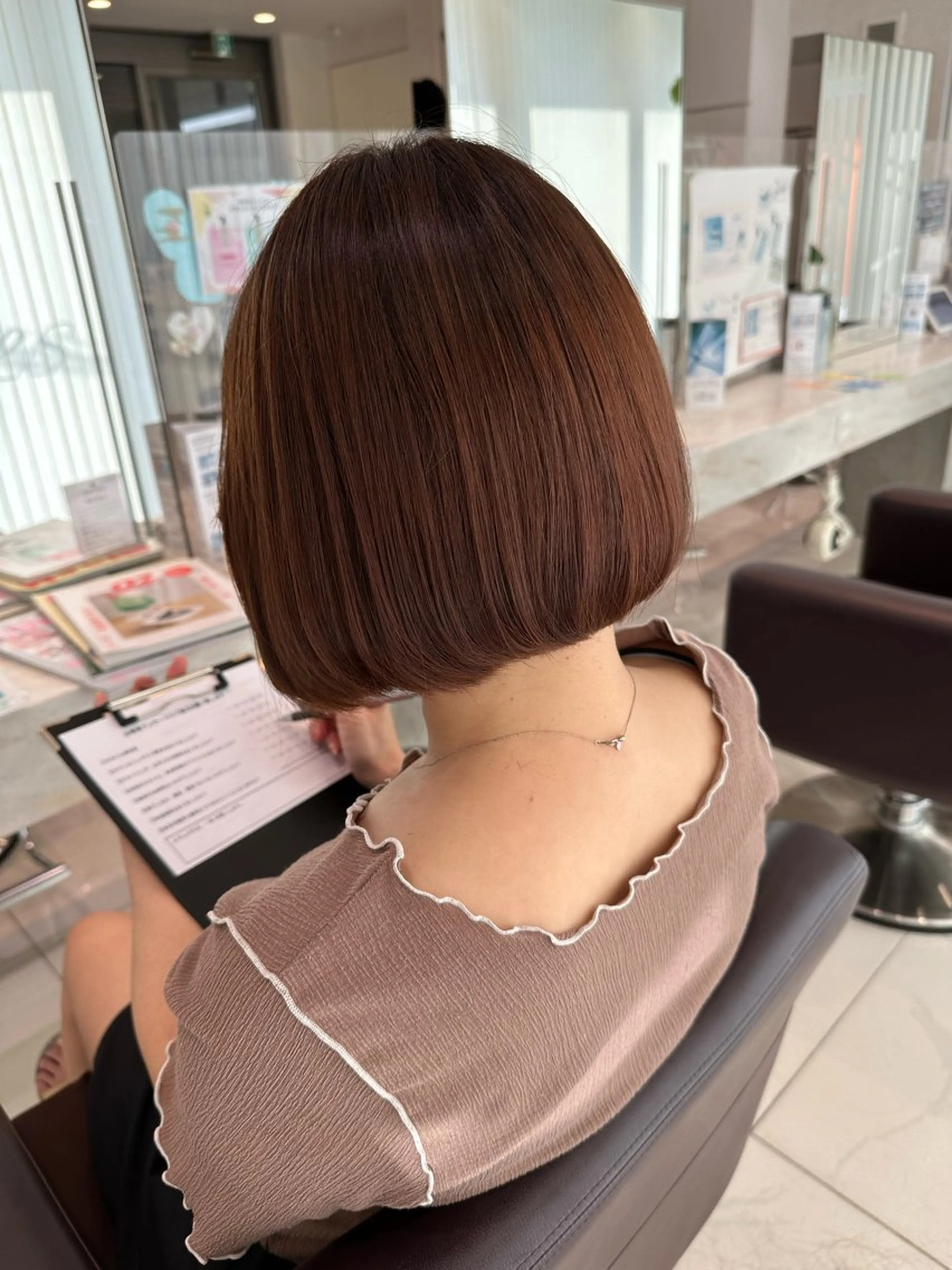 ショート ボブ ブリーチカラー /メンズパーマ/陸のヘアスタイル