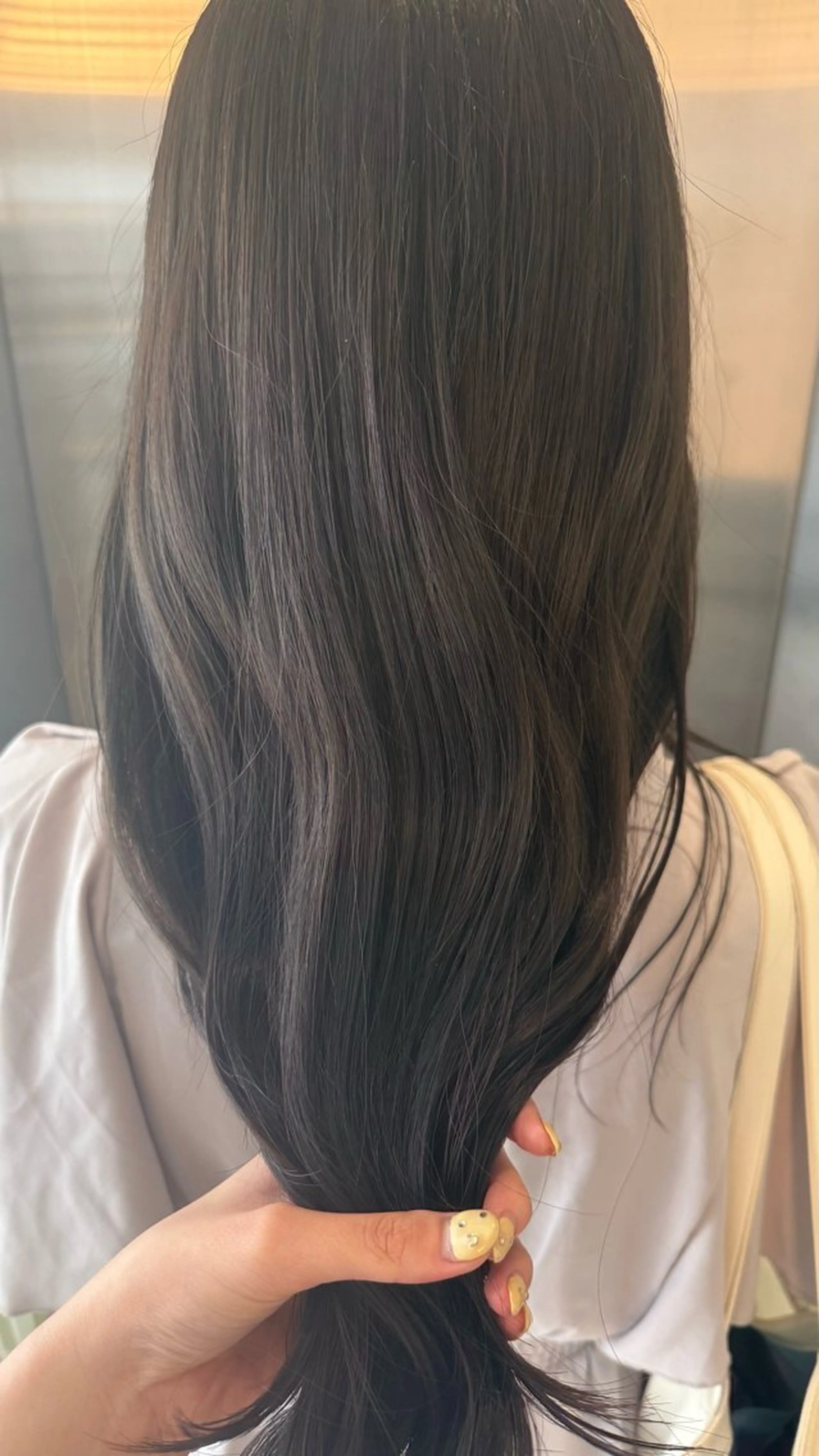 ロング ヘアカラー トリートメント RUKA🩰透明感 寒色カラー/レイヤーのヘアスタイル