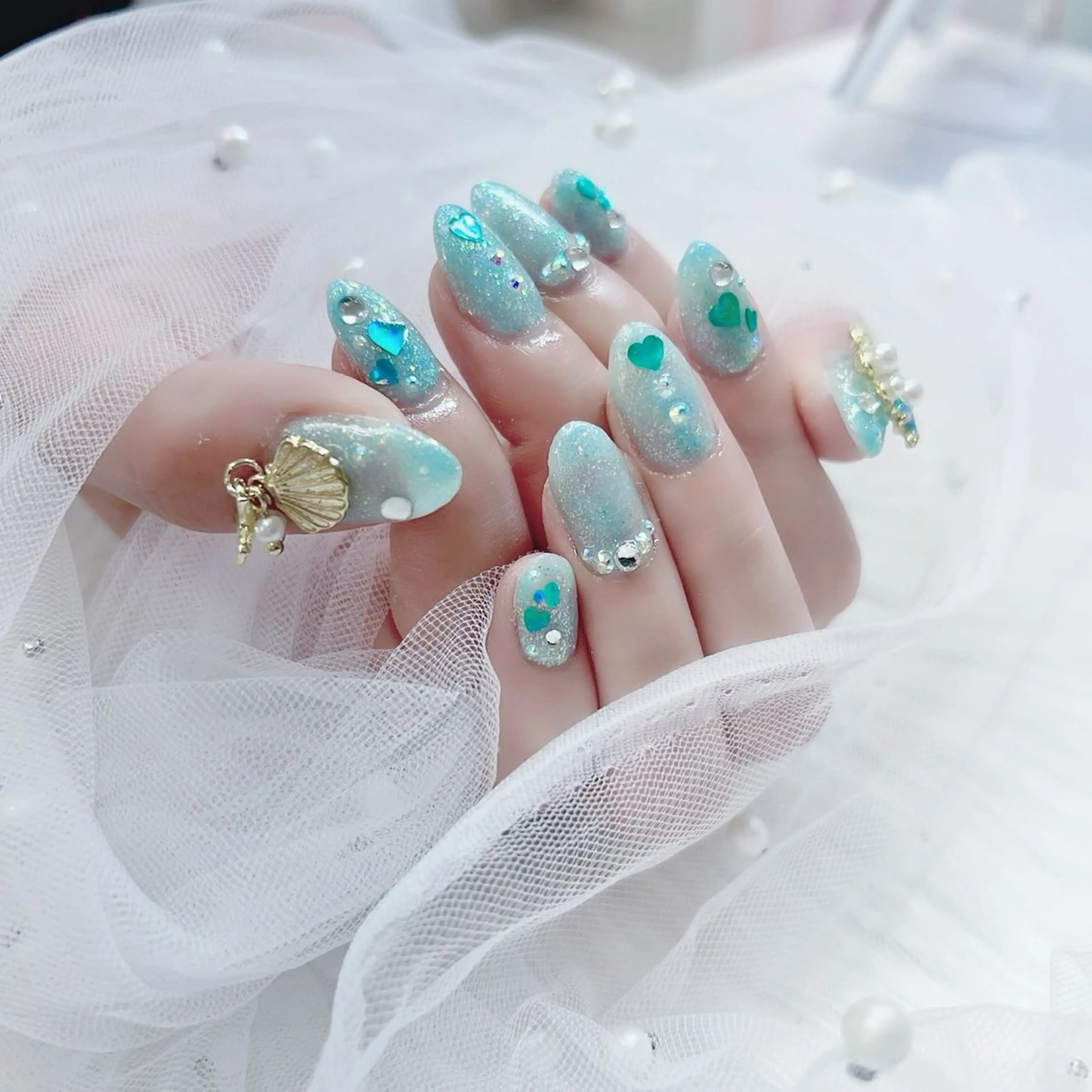 ネイル パーツ全部¥110 サロンミミのネイルデザイン