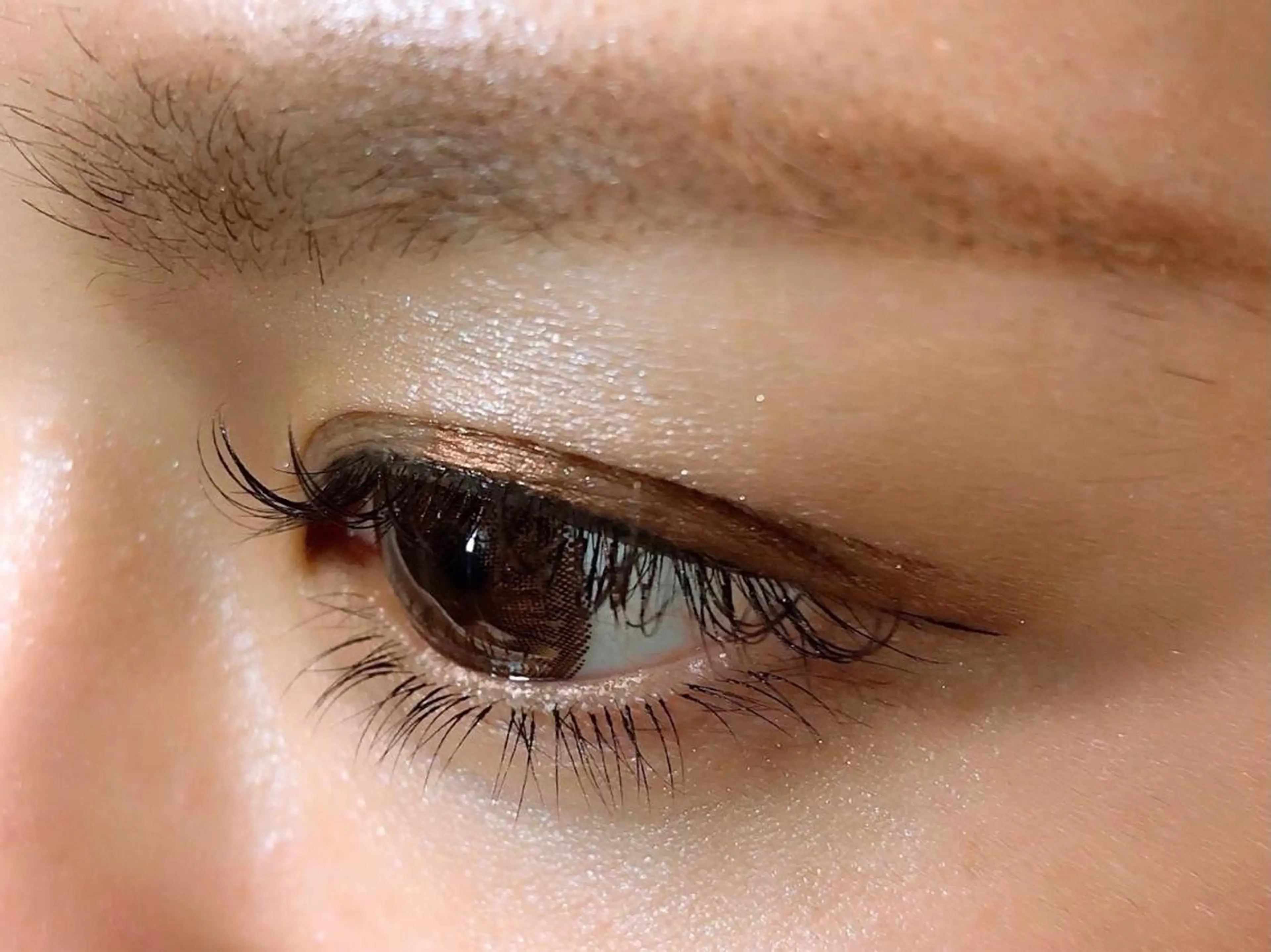 下まつげつけ放題の写真