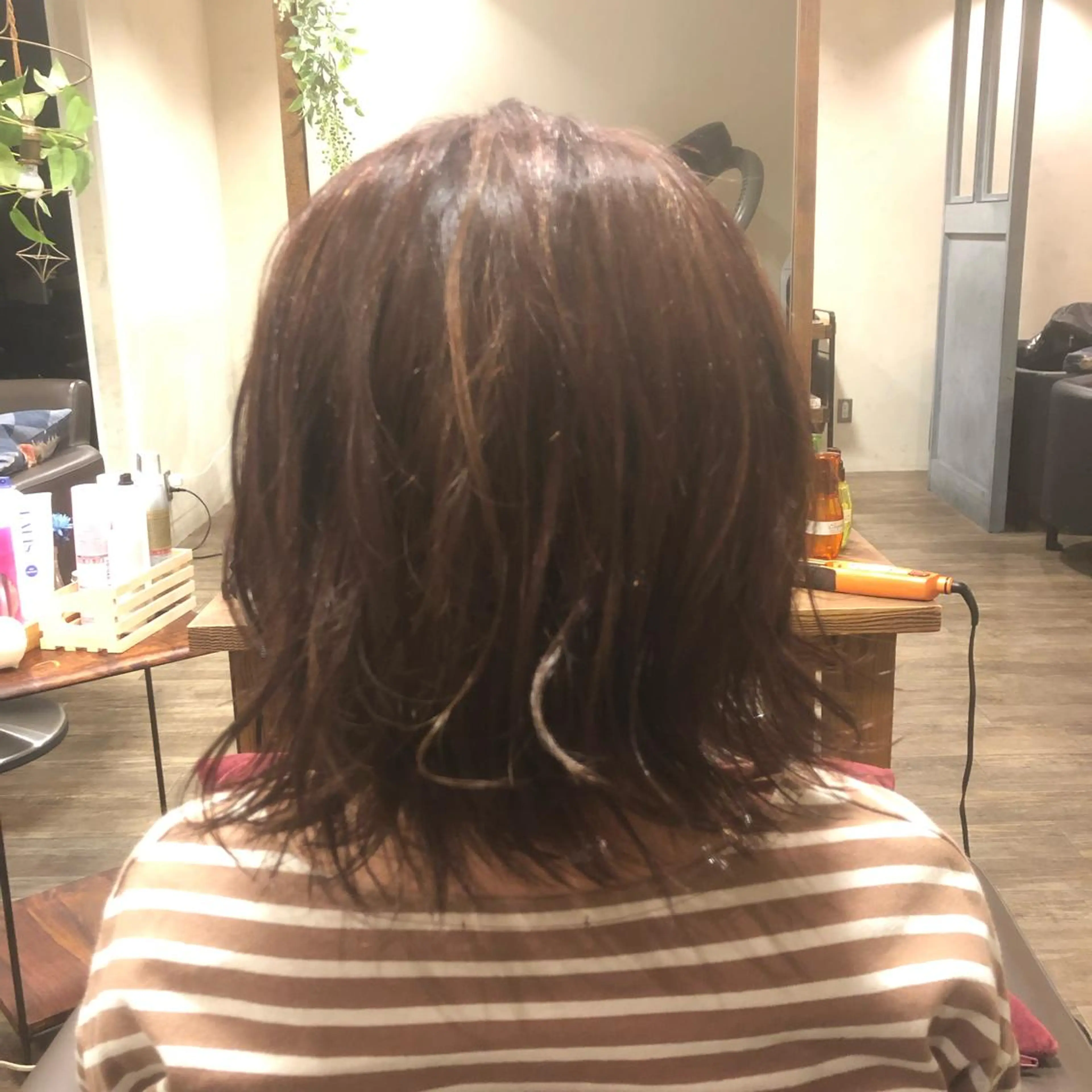 ショート カラー ハイライトカラー ハイライト くろいわ りほのヘアスタイル
