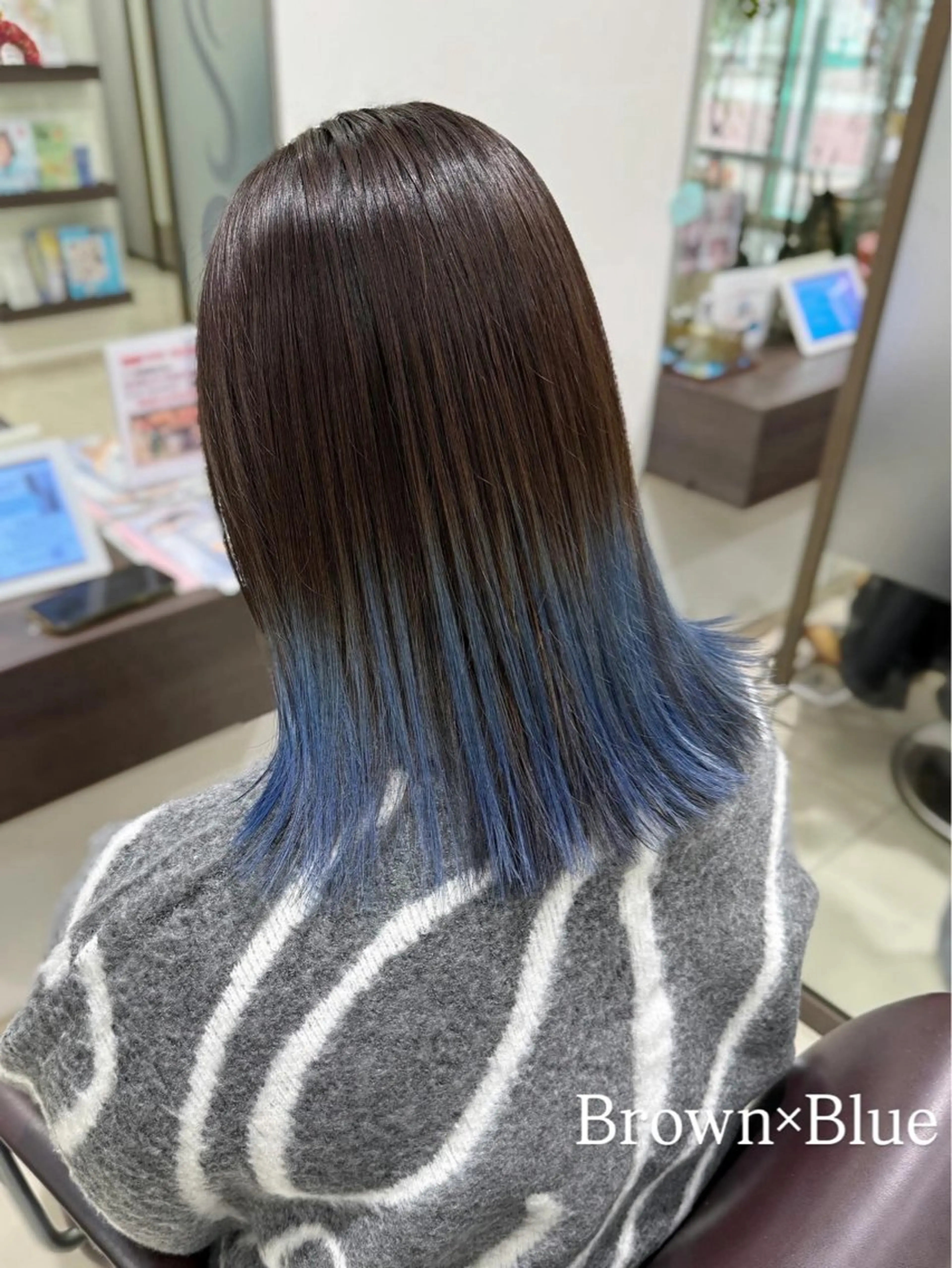 ミディアム カラー ブリーチ ブルーカラー カット ヘアカラー 艶カラー/縮毛矯正/ ブリーチカラー/みなのヘアスタイル