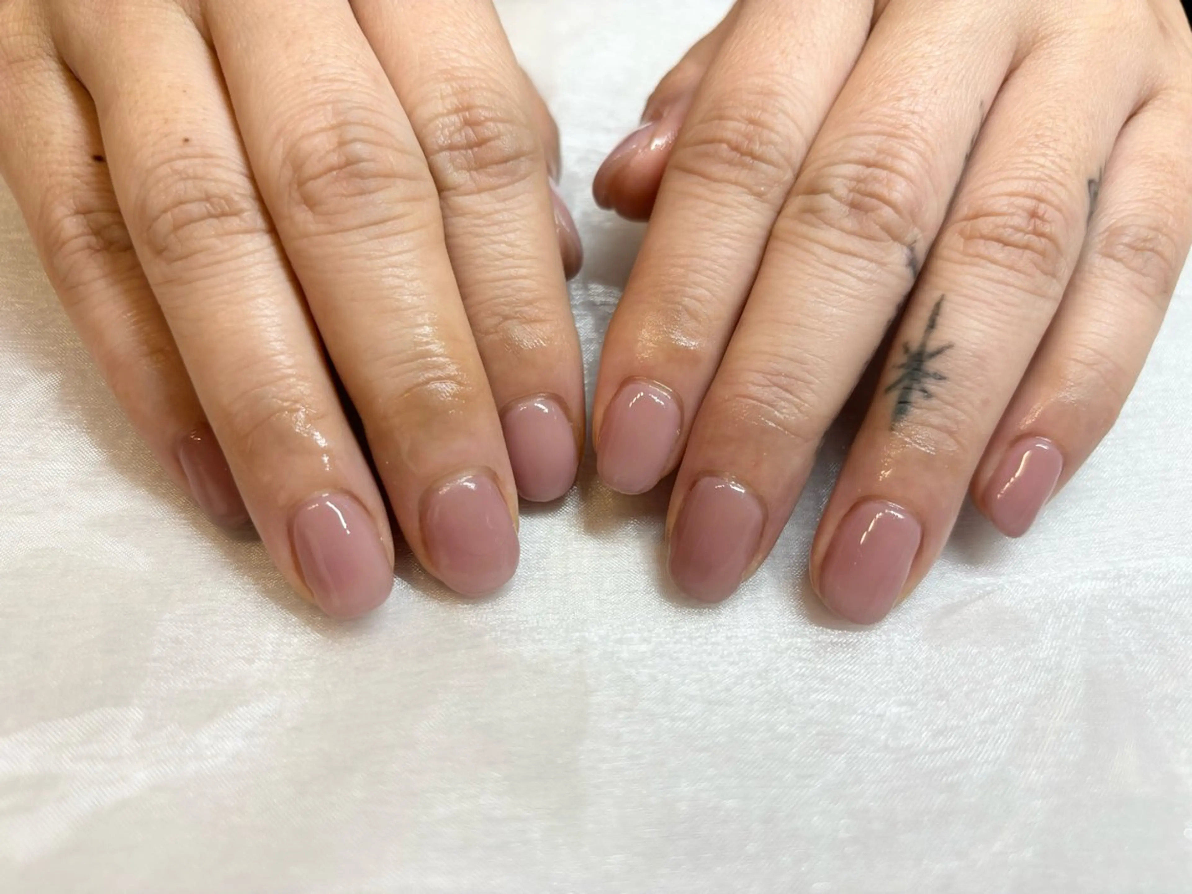 ネイル ピンク 春ネイル ハンドネイル solna_ yuのネイルデザイン