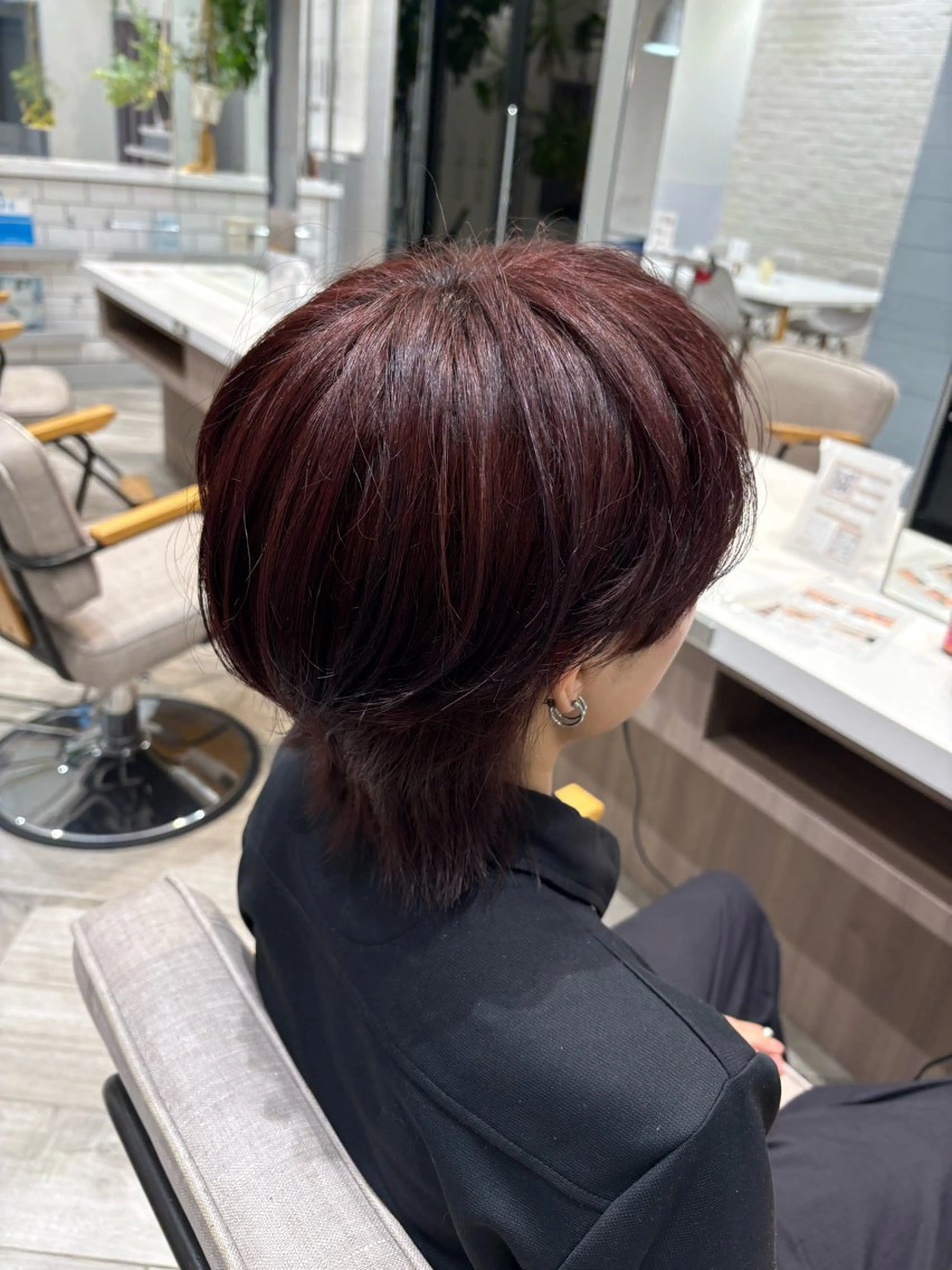 カラー ボルドーカラー レッドカラー ヘアカラー 加藤花珠 /美容室のヘアスタイル