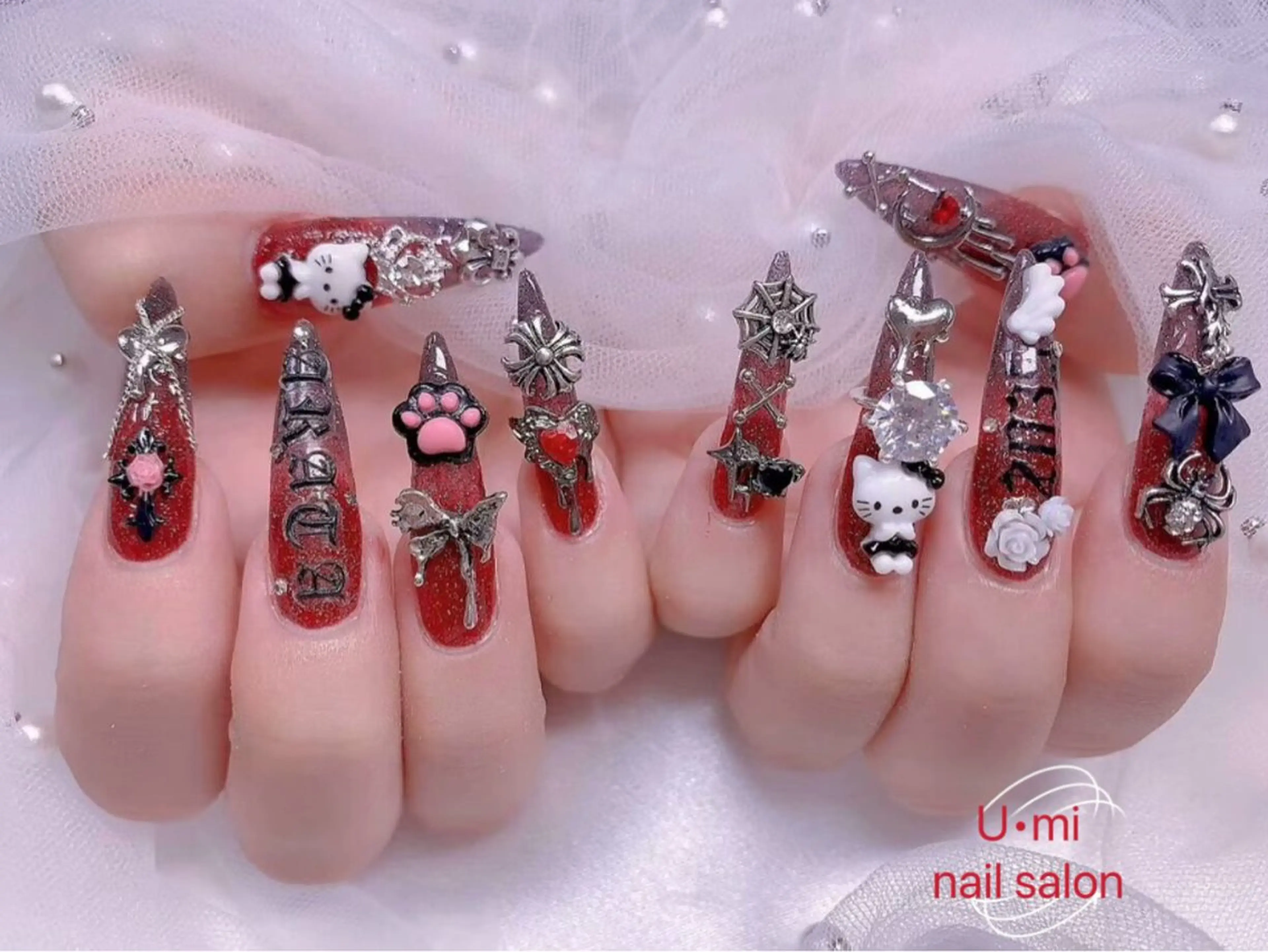 ネイル UMI ネイルサロン新宿🎀のネイルデザイン