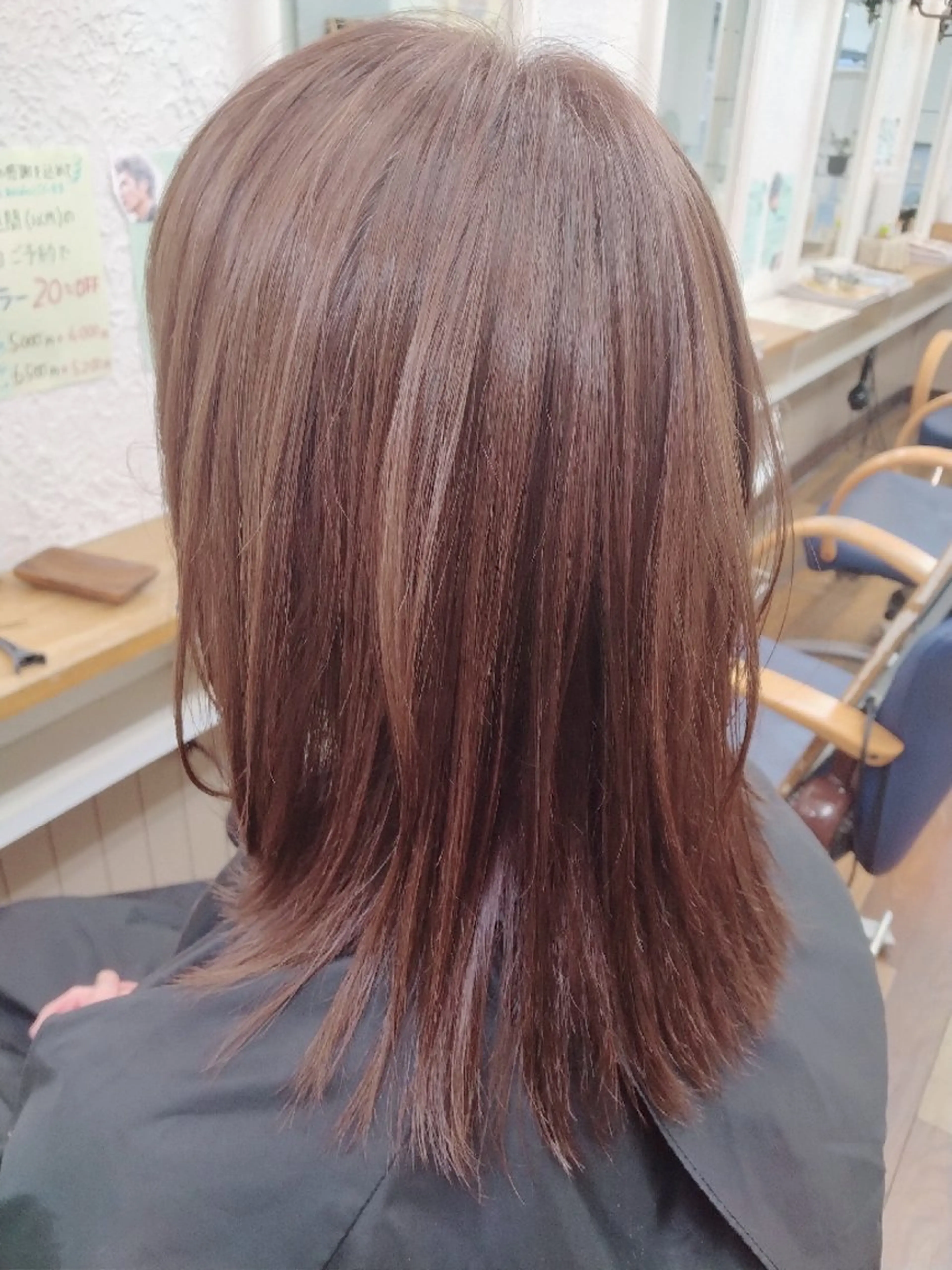 セミロング カラー ブラウンカラー ショコラブラウン レイヤーカット ローレイヤー ヘアカラー IDo21いど美容室 森長店長のヘアスタイル