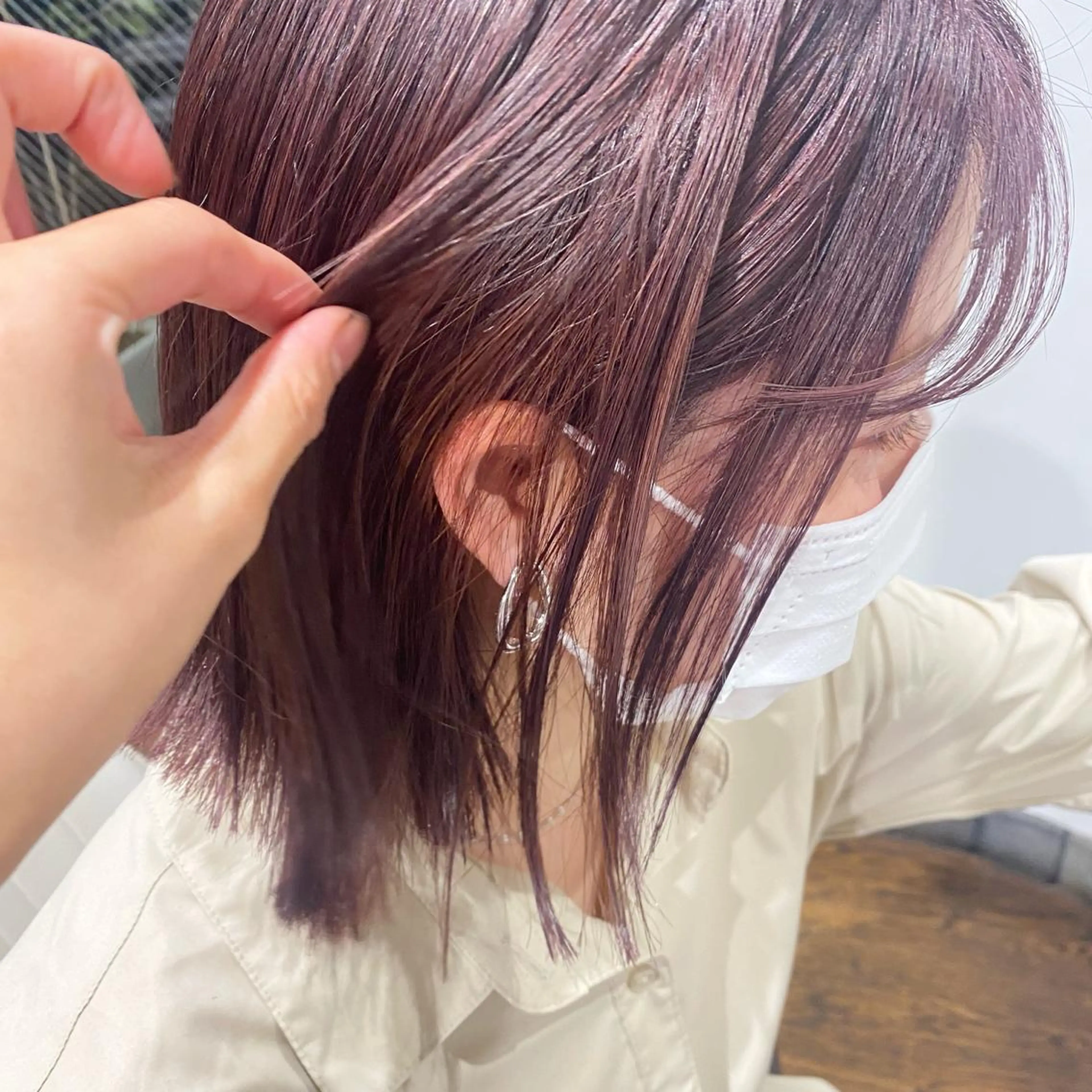 ショート カラー 中村 友香のヘアスタイル