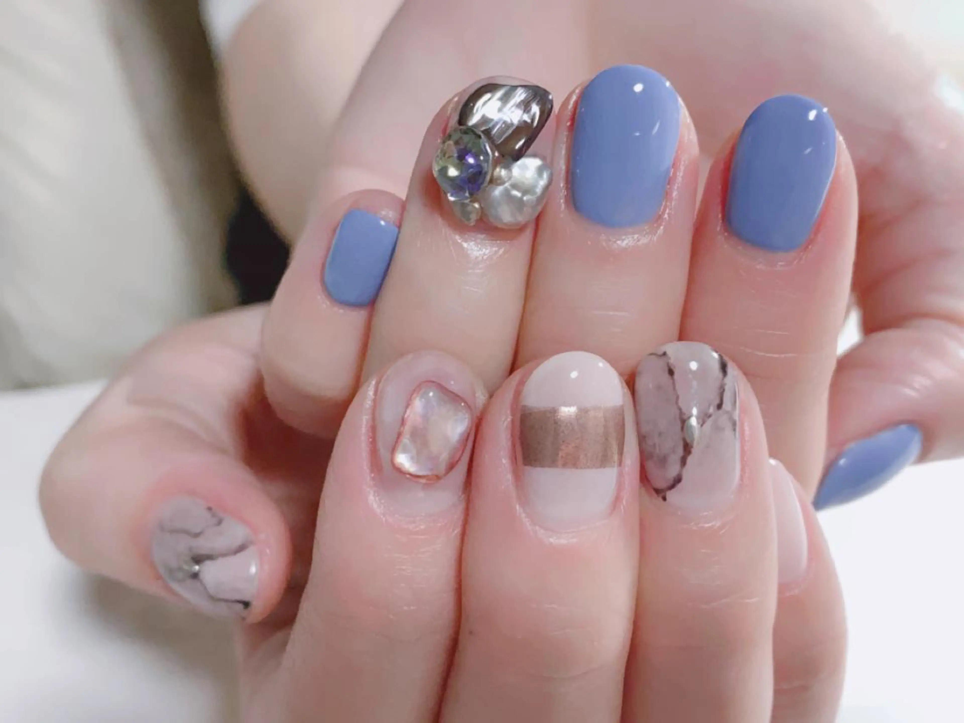 ショート カラー ネイル atelier la vita所属・lavita. mimuraのネイルデザイン