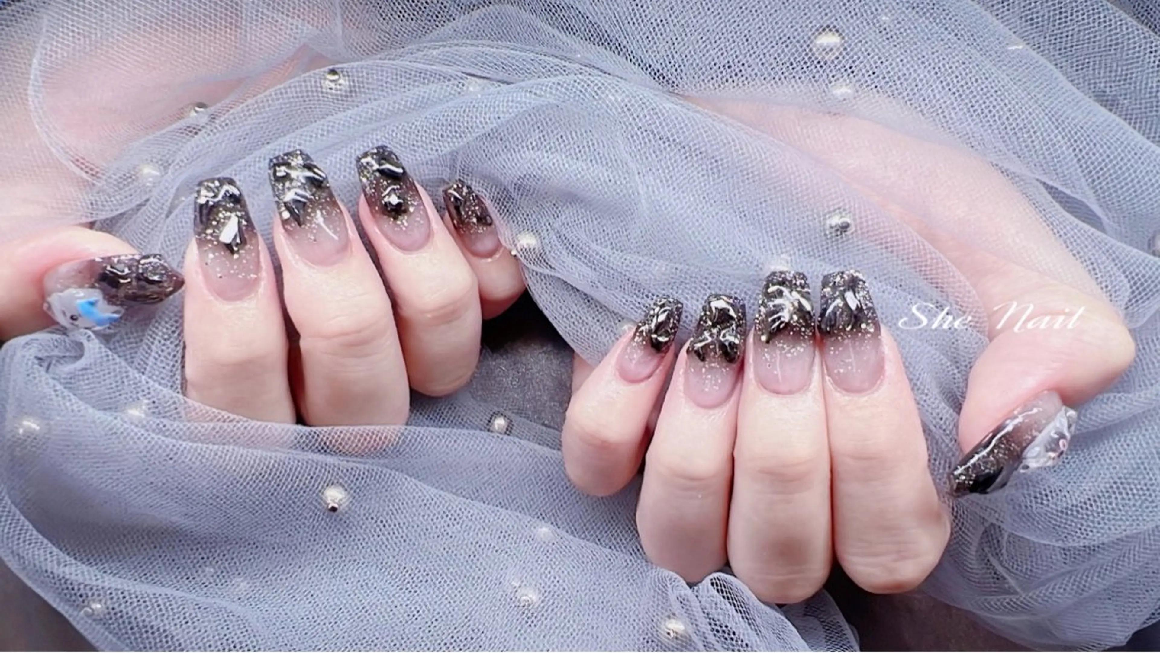 ネイル チークネイル フレンチネイル 持ち込み ワンカラーネイル シンプルネイル She Nail所属・ISA_ BELLAのネイルデザイン