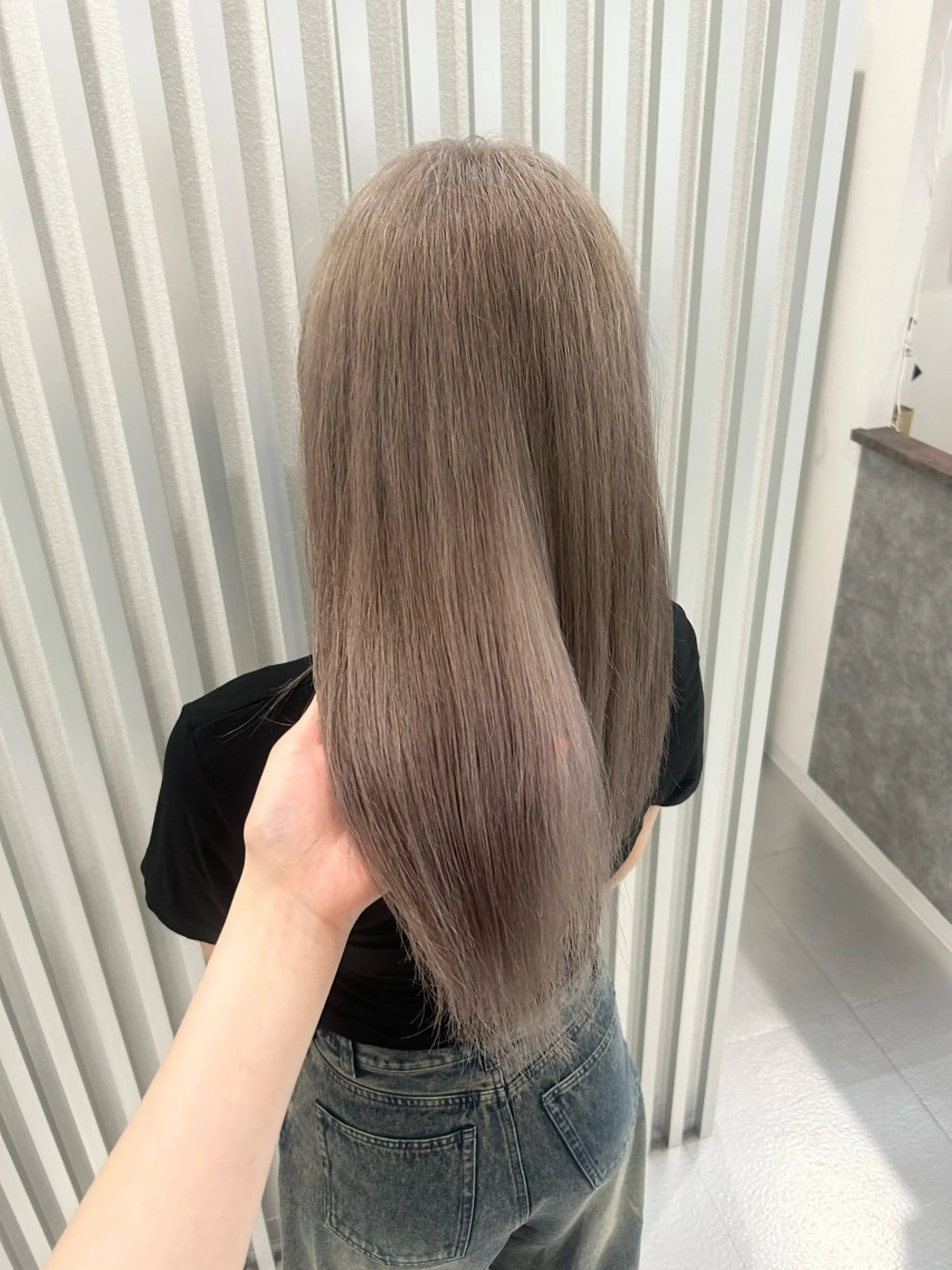 ロング ヘアカラー あやめ🪽 オリーブ/ハイトーンのヘアスタイル