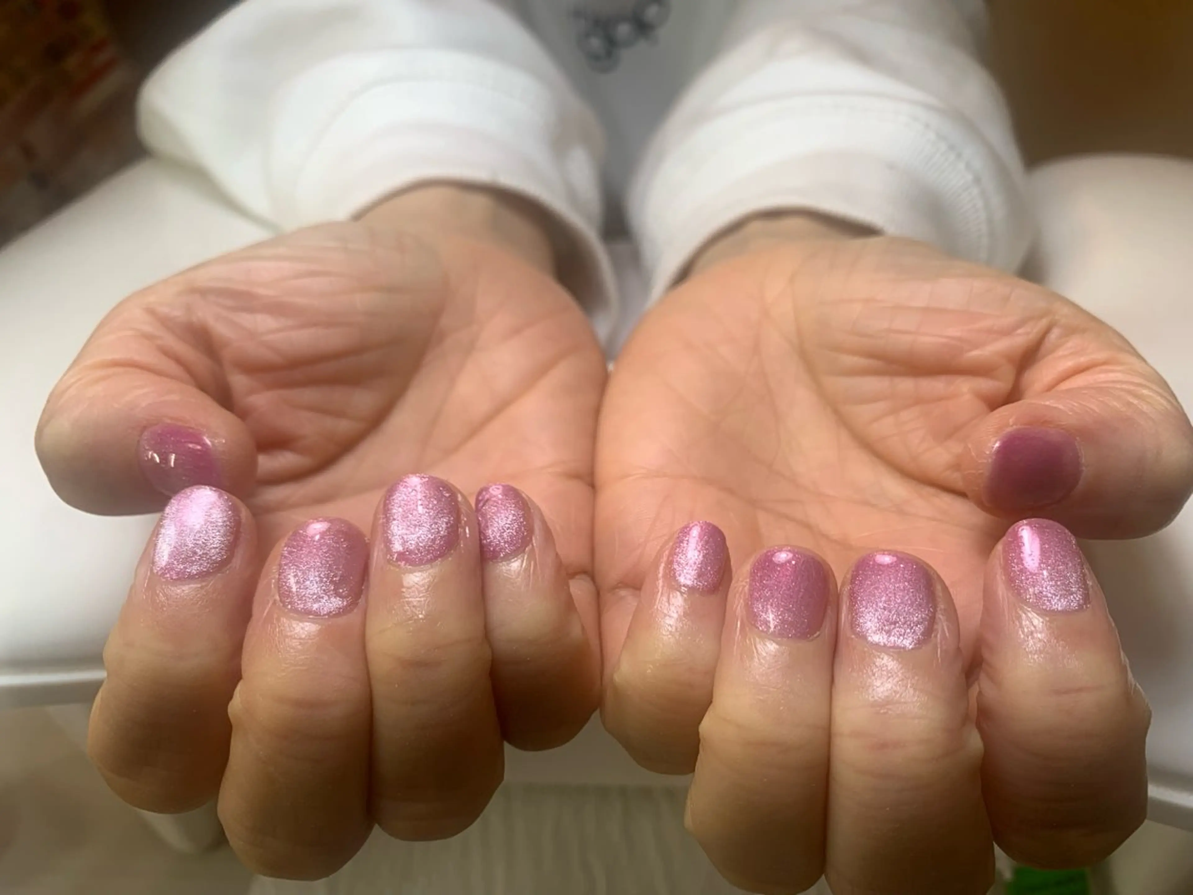 ネイル マグネットネイル ピンク ショートネイル Raffina Momoのネイルデザイン