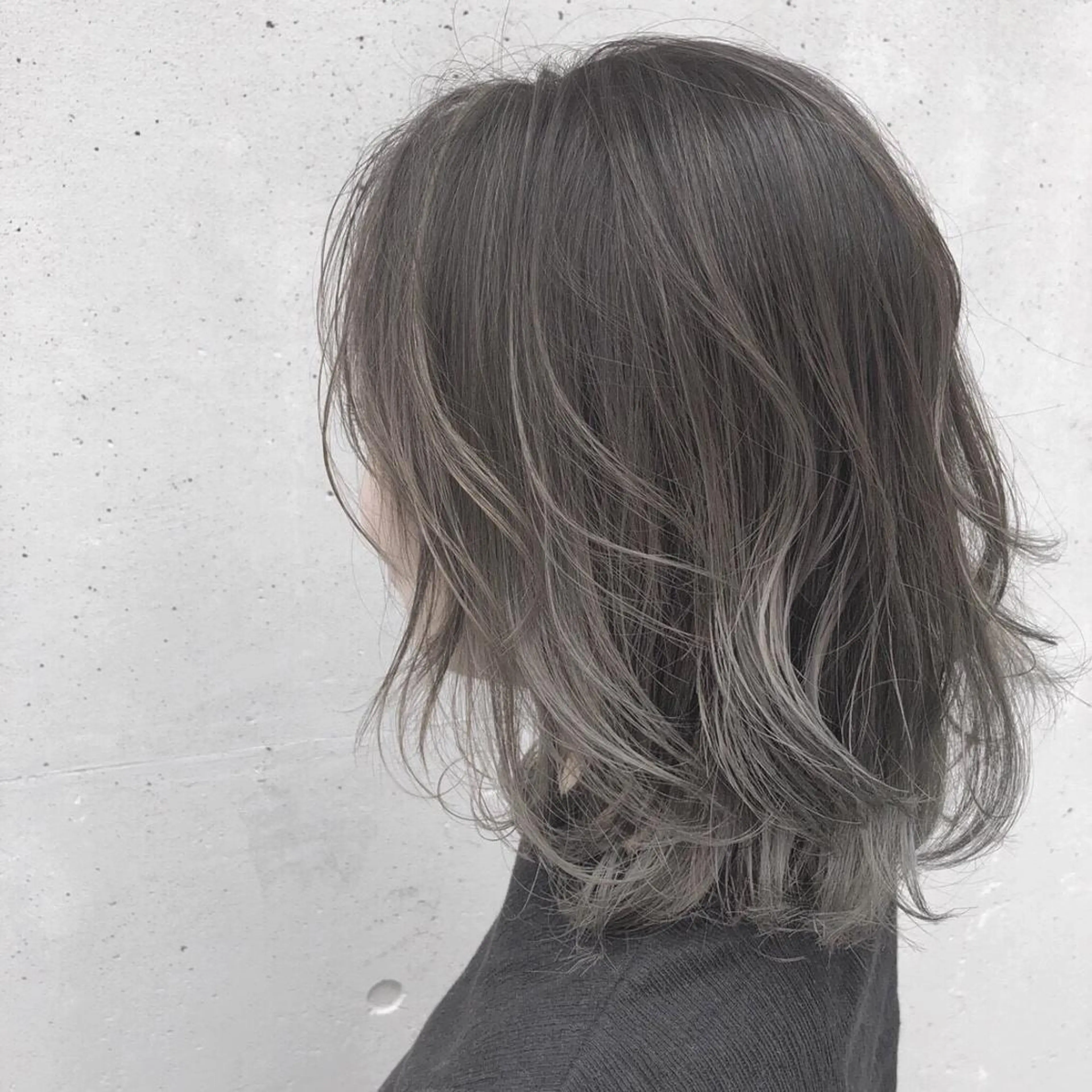 ミディアム 現地韓国ヘア🇰🇷 Chisaki치사키のヘアスタイル