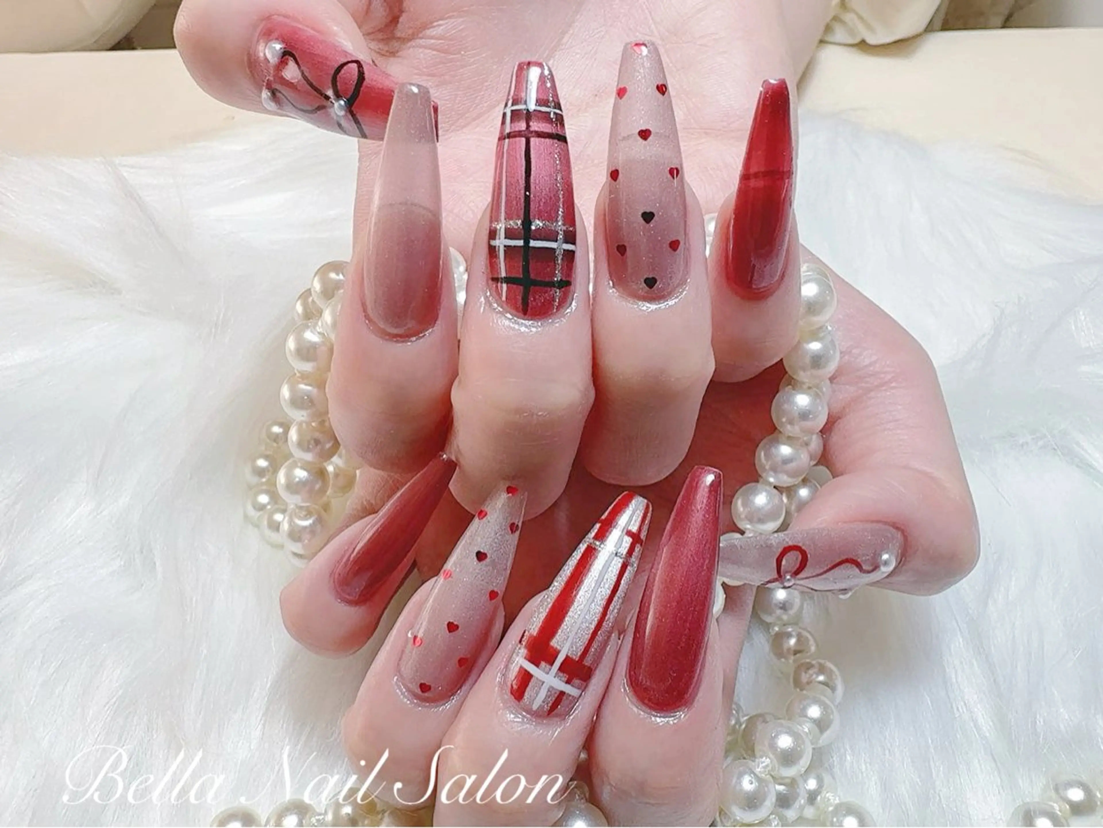 ネイル ハンドネイル Bella Nail Salonパラジェルのネイルデザイン