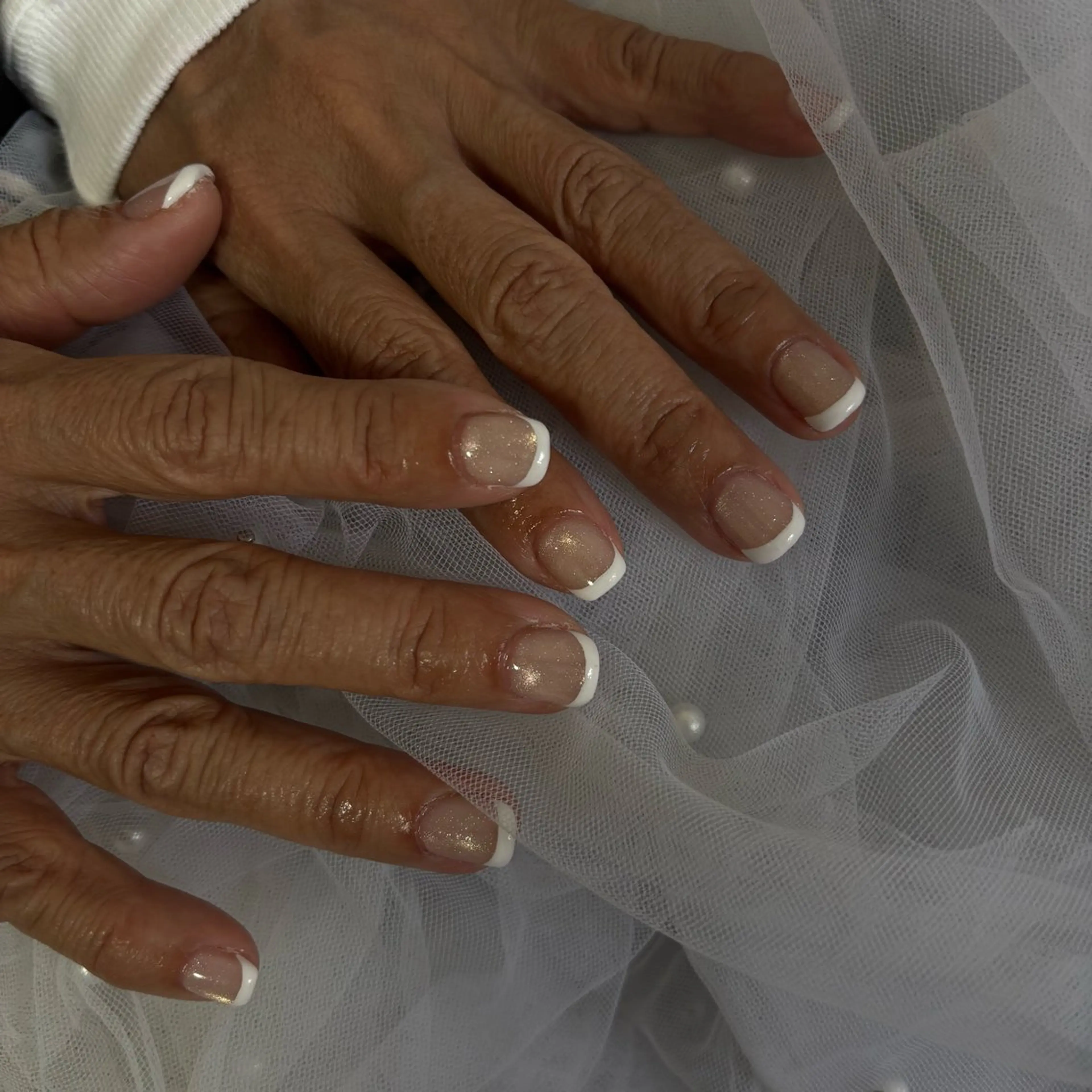 ネイル マグネットネイル ハンドネイル Jasmine💟 ラテン系お姉さんのネイルデザイン