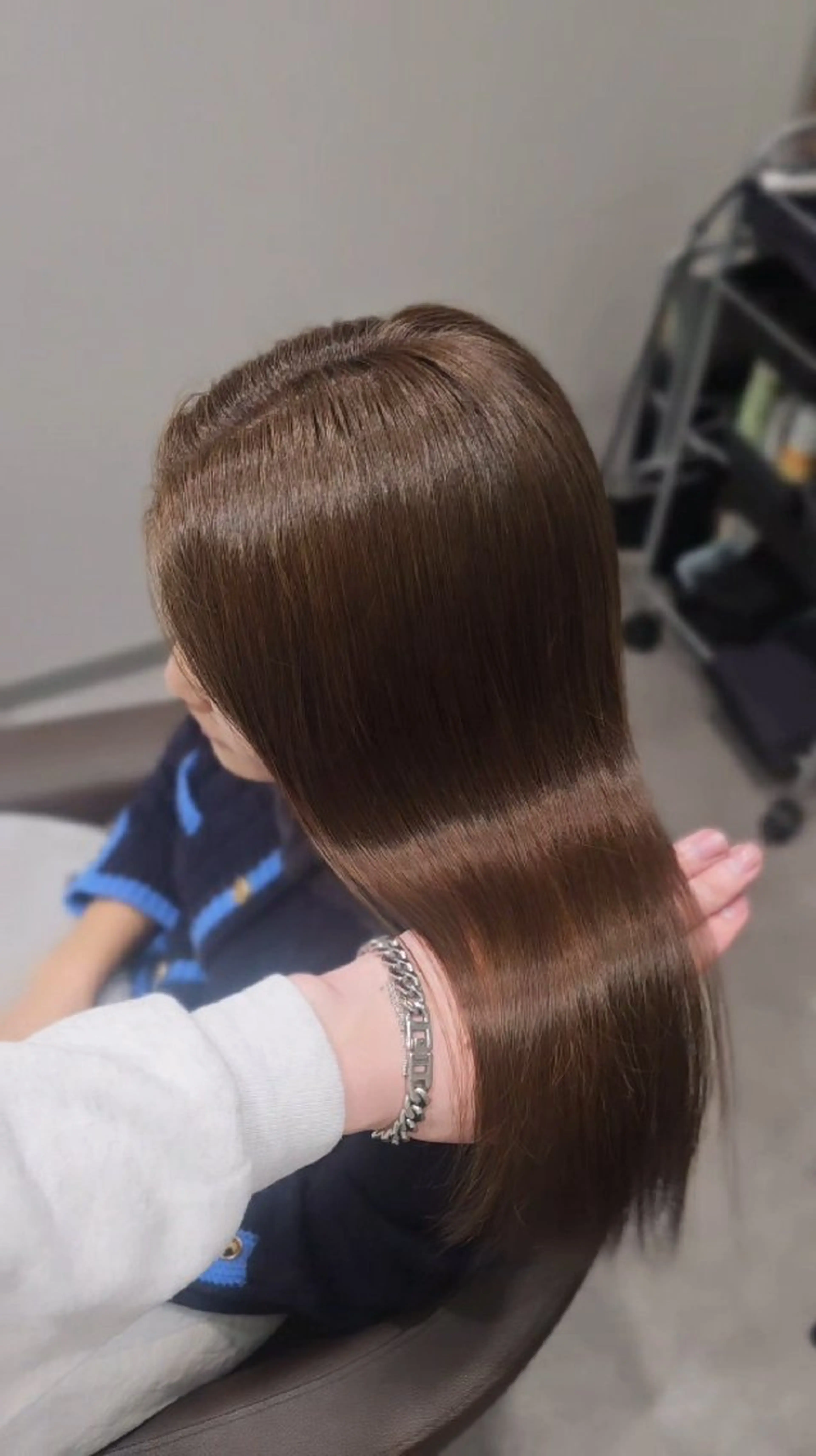 ロング カラー ブリーチ ブリーチなしカラー 縮毛矯正 カット ヘアカラー トリートメント サロウィン　神戸三宮店所属・三宮No.1ブリーチ 無しカラー/杉山太貴のヘアスタイル