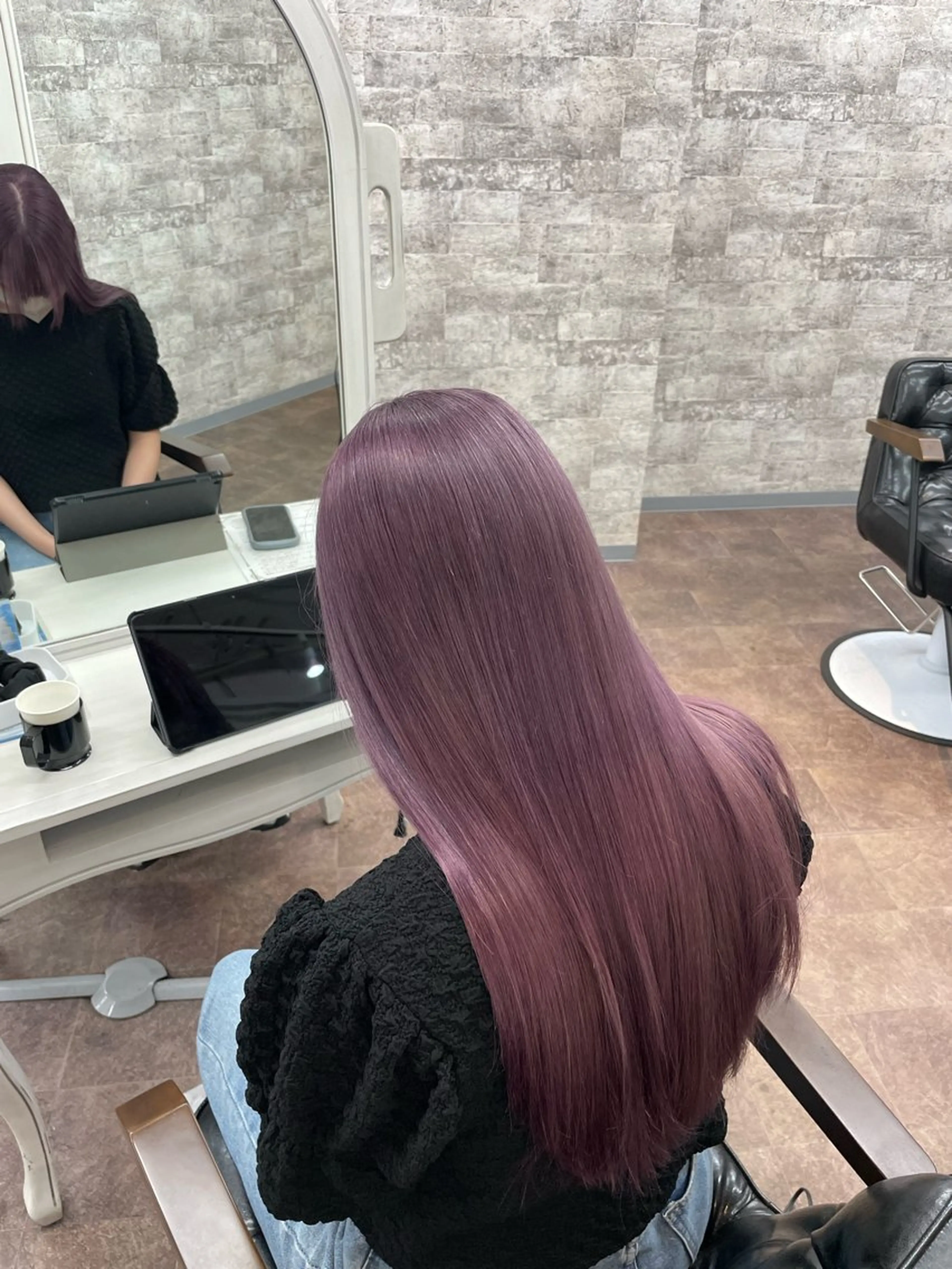 ロング ヘアカラー フェードパーマ 新倉幸之助のヘアスタイル