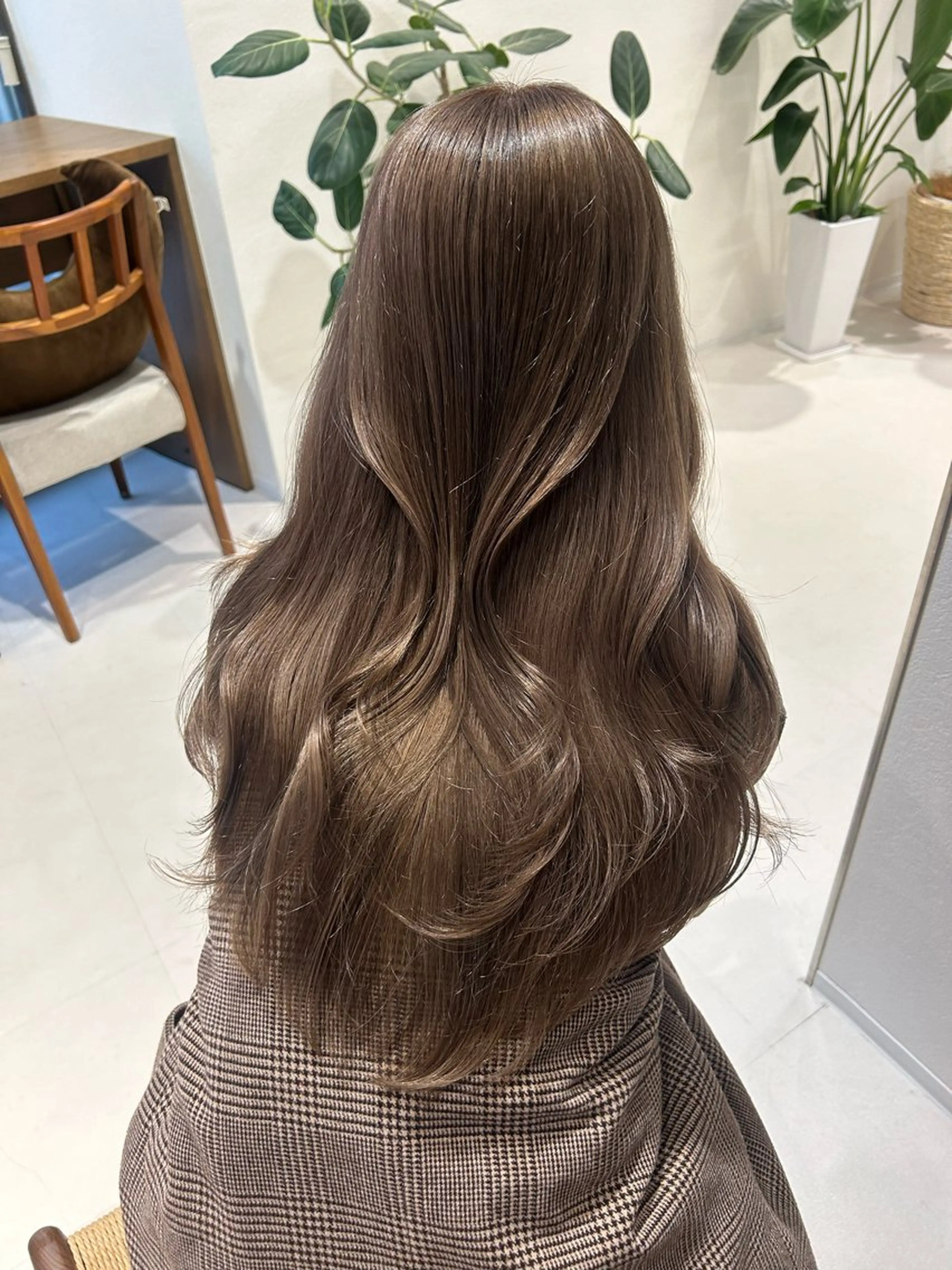 ロング カラー ベージュカラー ヘーゼル カット ヘアカラー トリートメント Liru:smart salon/茅ヶ崎のヘアスタイル