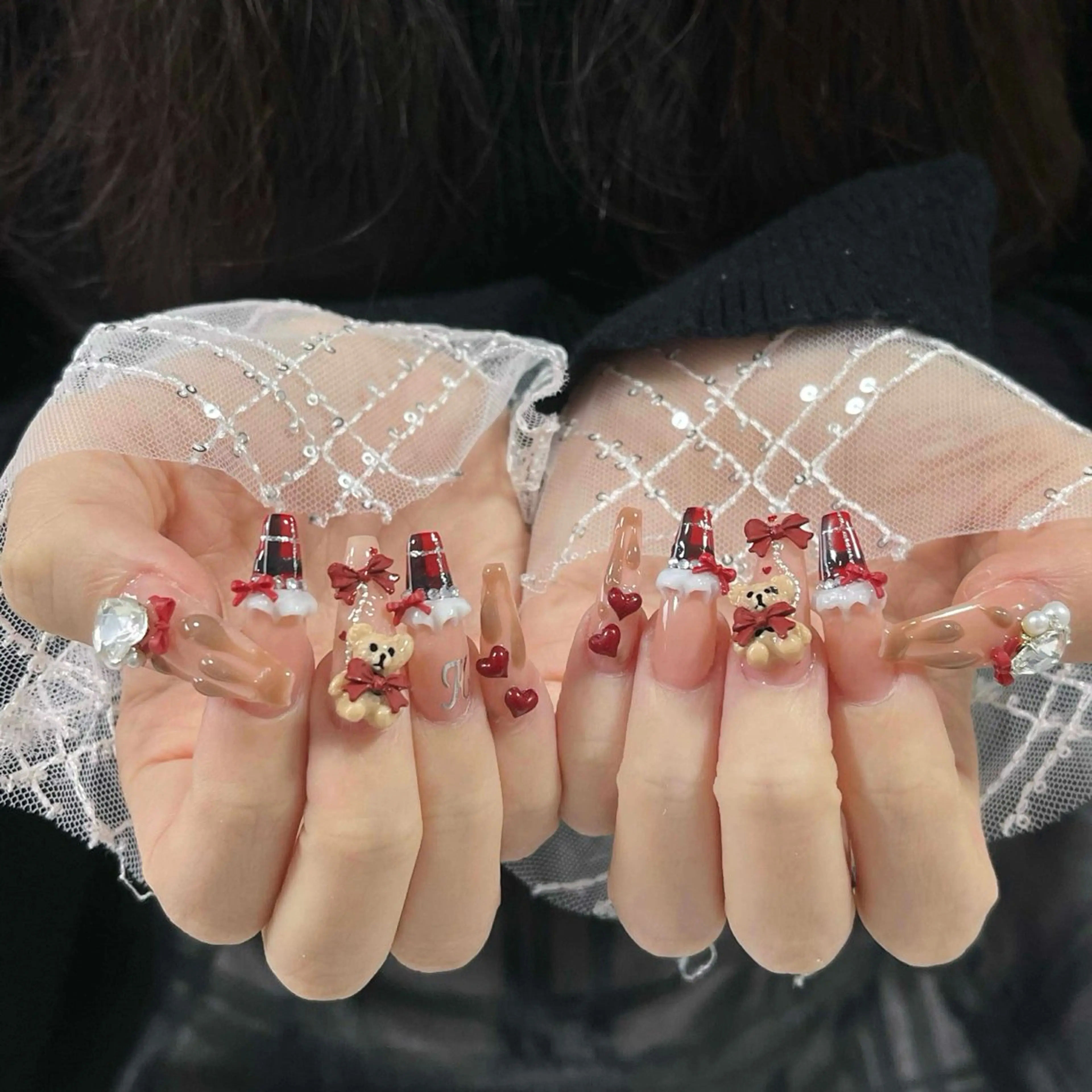 ネイル オーロラネイル クリアネイル 成人式 フラッシュネイル ジェルネイル ハンドネイル Amee Nail Salonのネイルデザイン