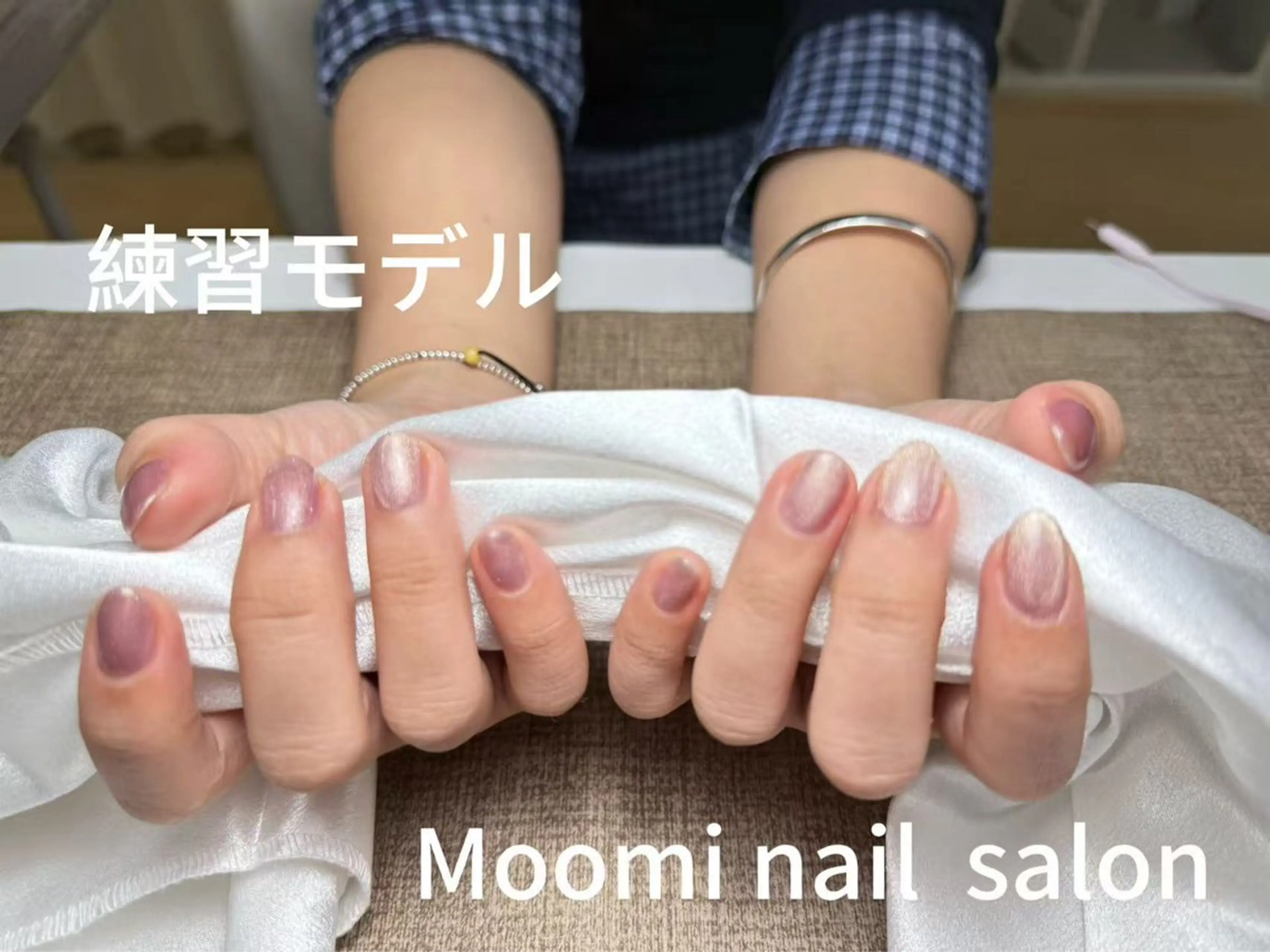 ネイル マグネットネイル ハンドネイル Moomi なつのネイルデザイン